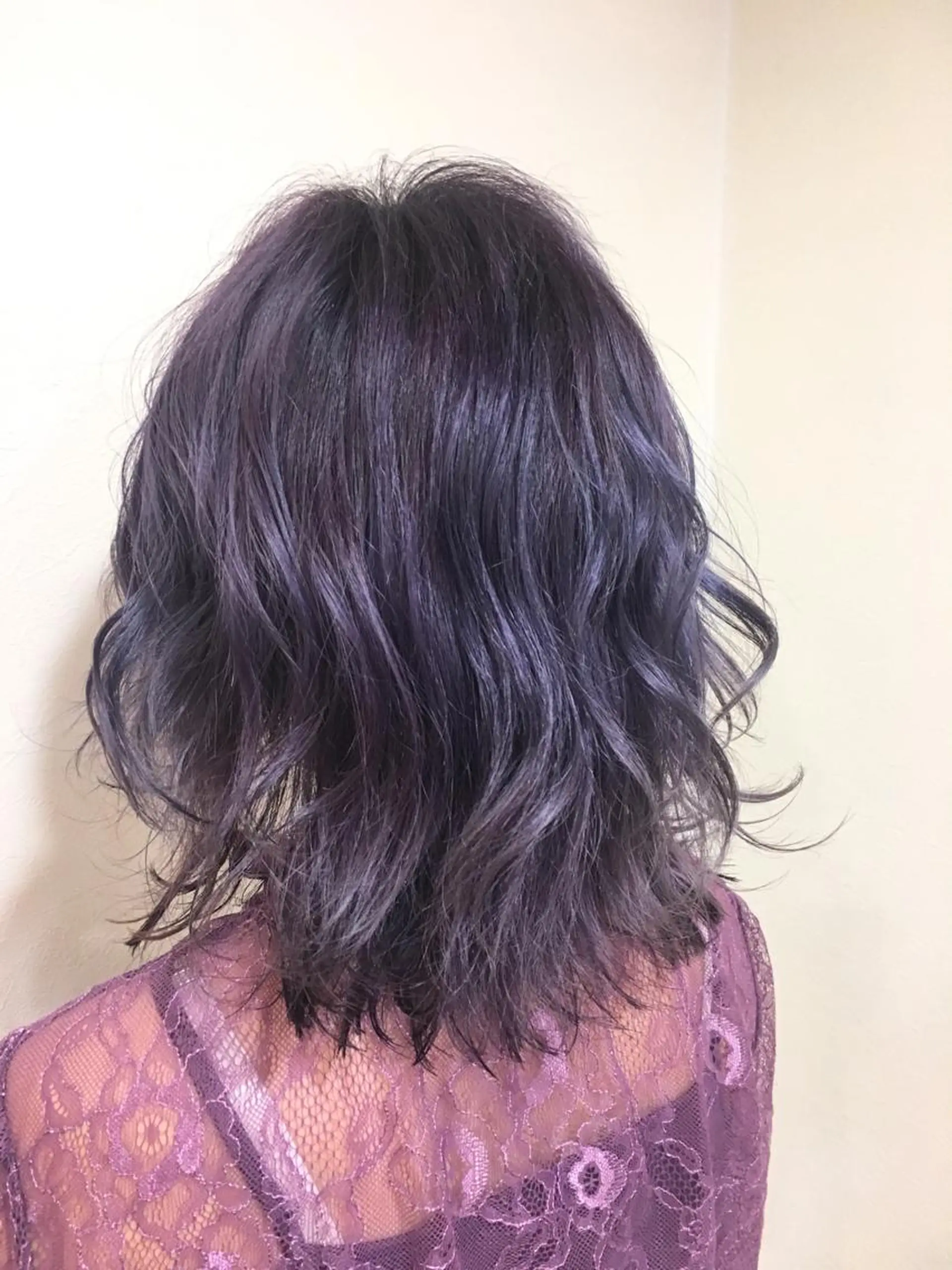 カラー 工藤 綾華のヘアスタイル
