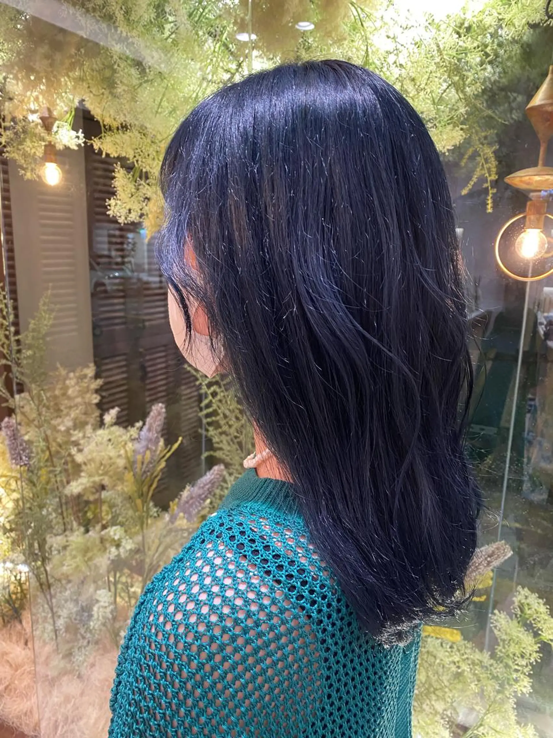 セミロング カラー 黒髪 ブルーカラー ブルーブラック LUZ所属・古川 真衣のその他イメージ