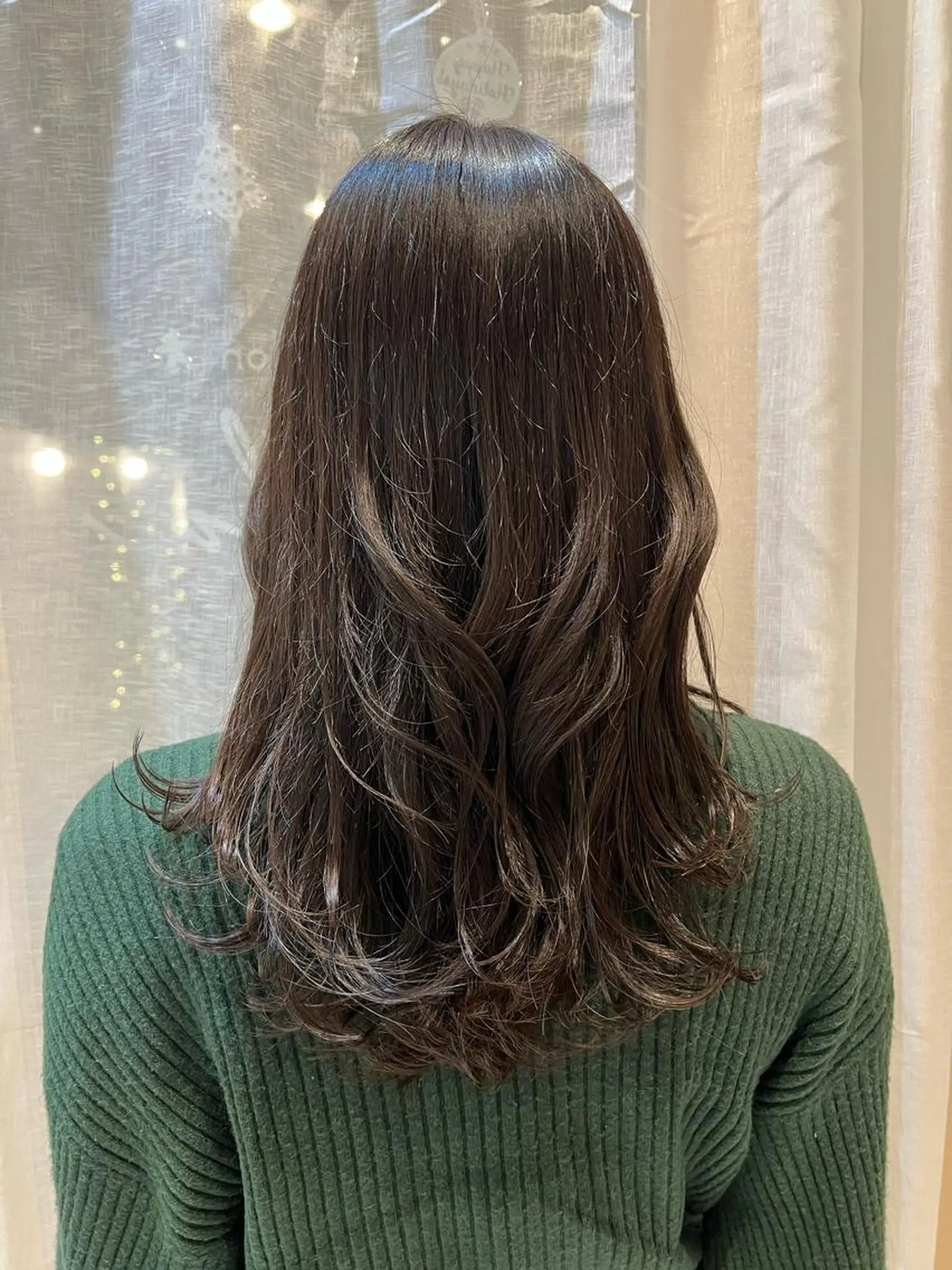 セミロング カット 下山 大智のヘアスタイル