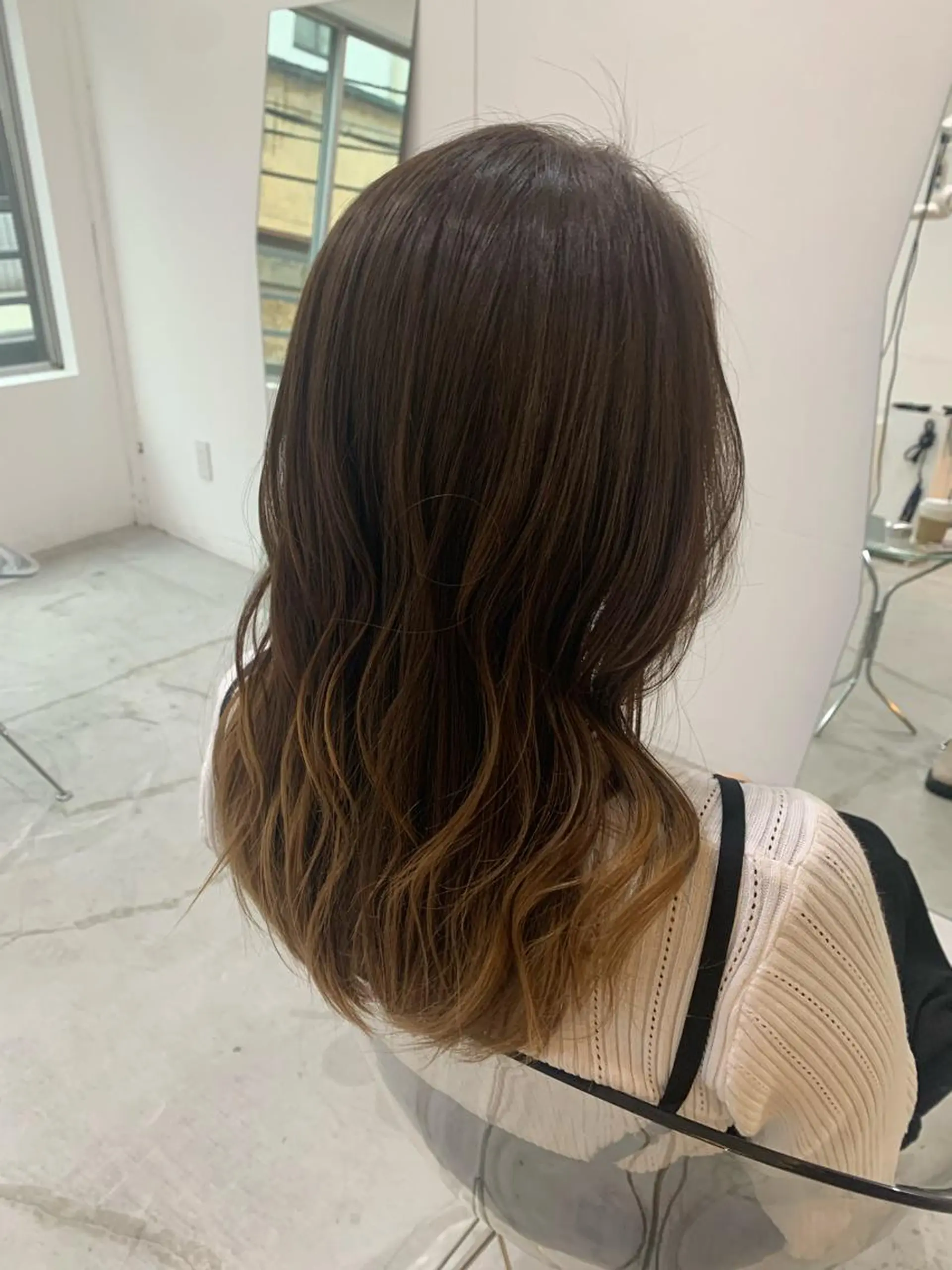 ミディアム 229所属・高橋 亜紀のヘアスタイル