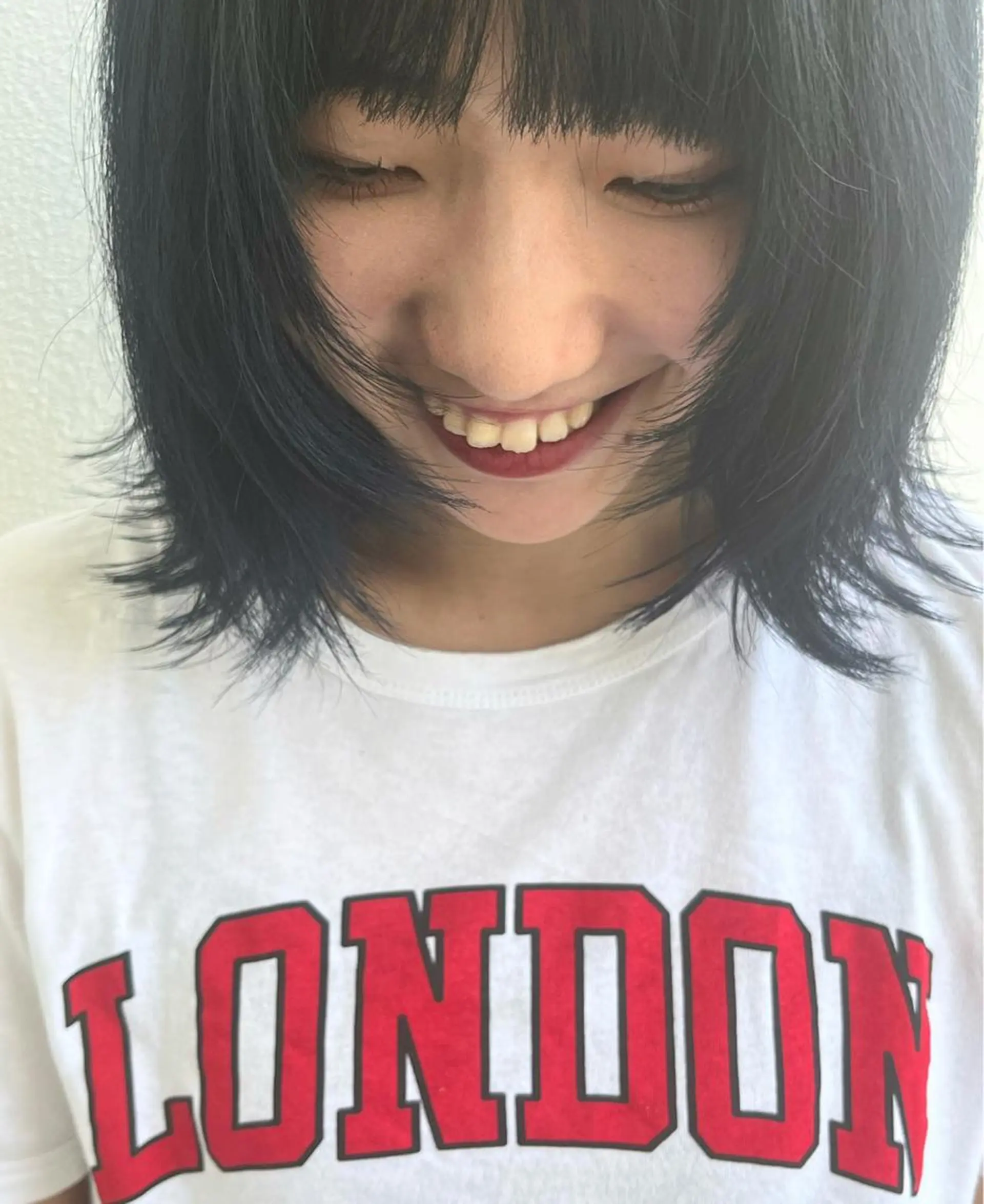 ミディアム 小山 水綺のヘアスタイル