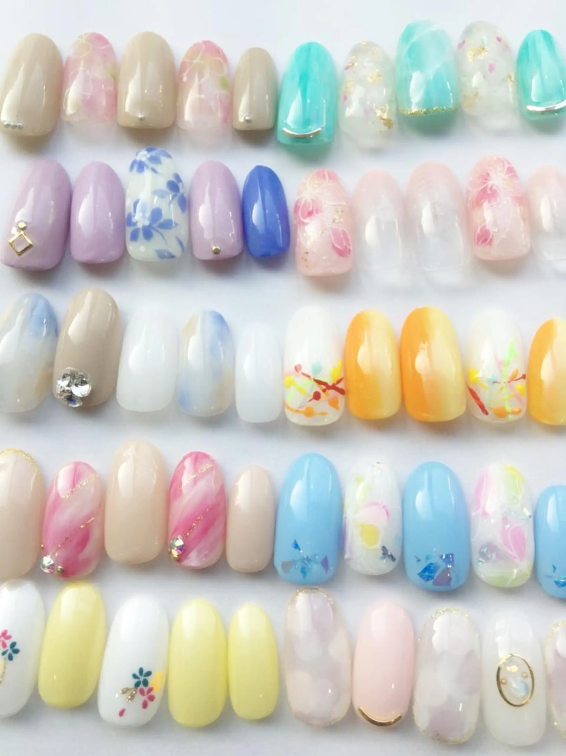 ネイル エルネイル アシスタントのネイルデザイン