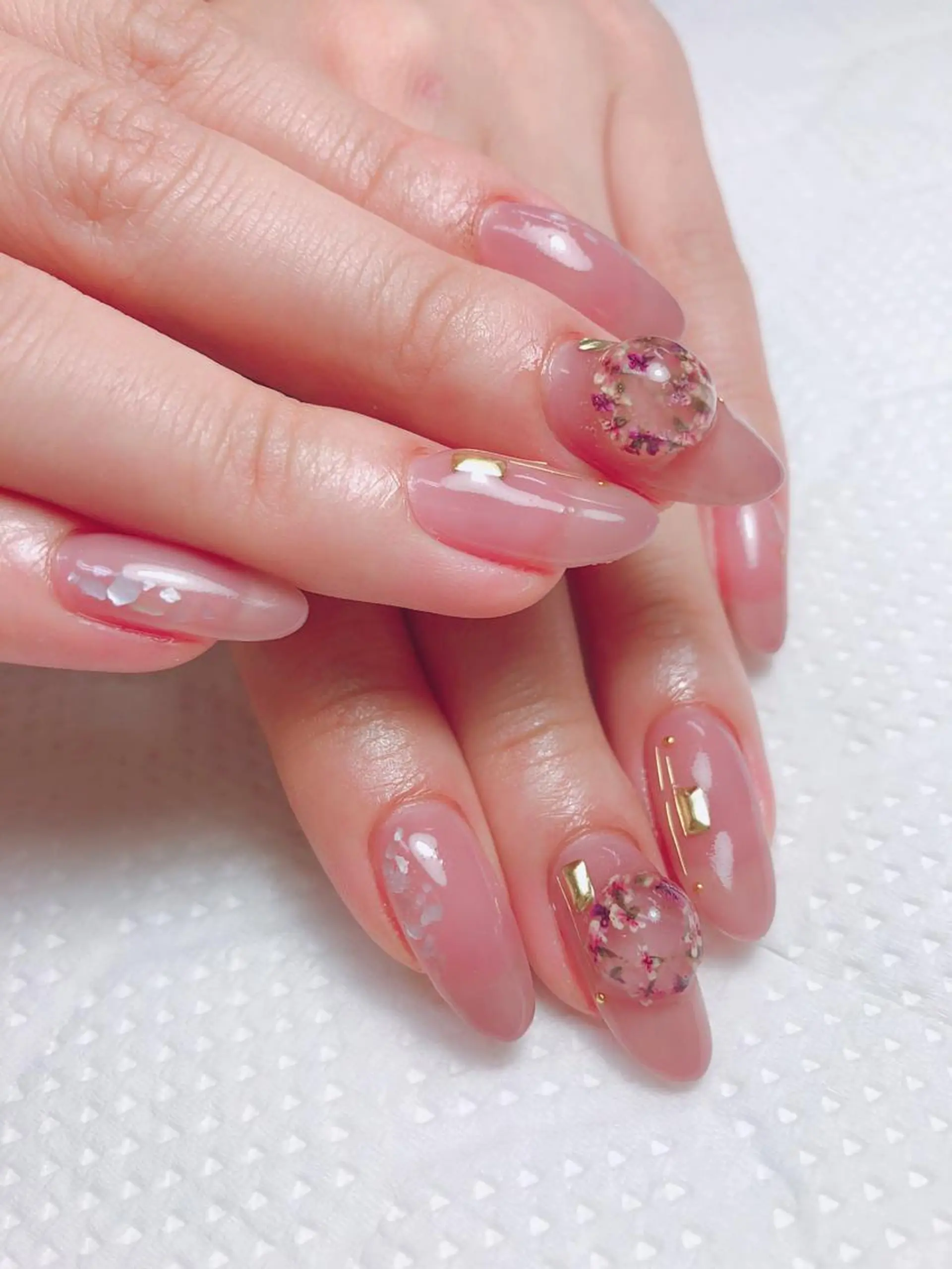 ネイル フラワーネイル ジェルネイル 石原 夕華のネイルデザイン