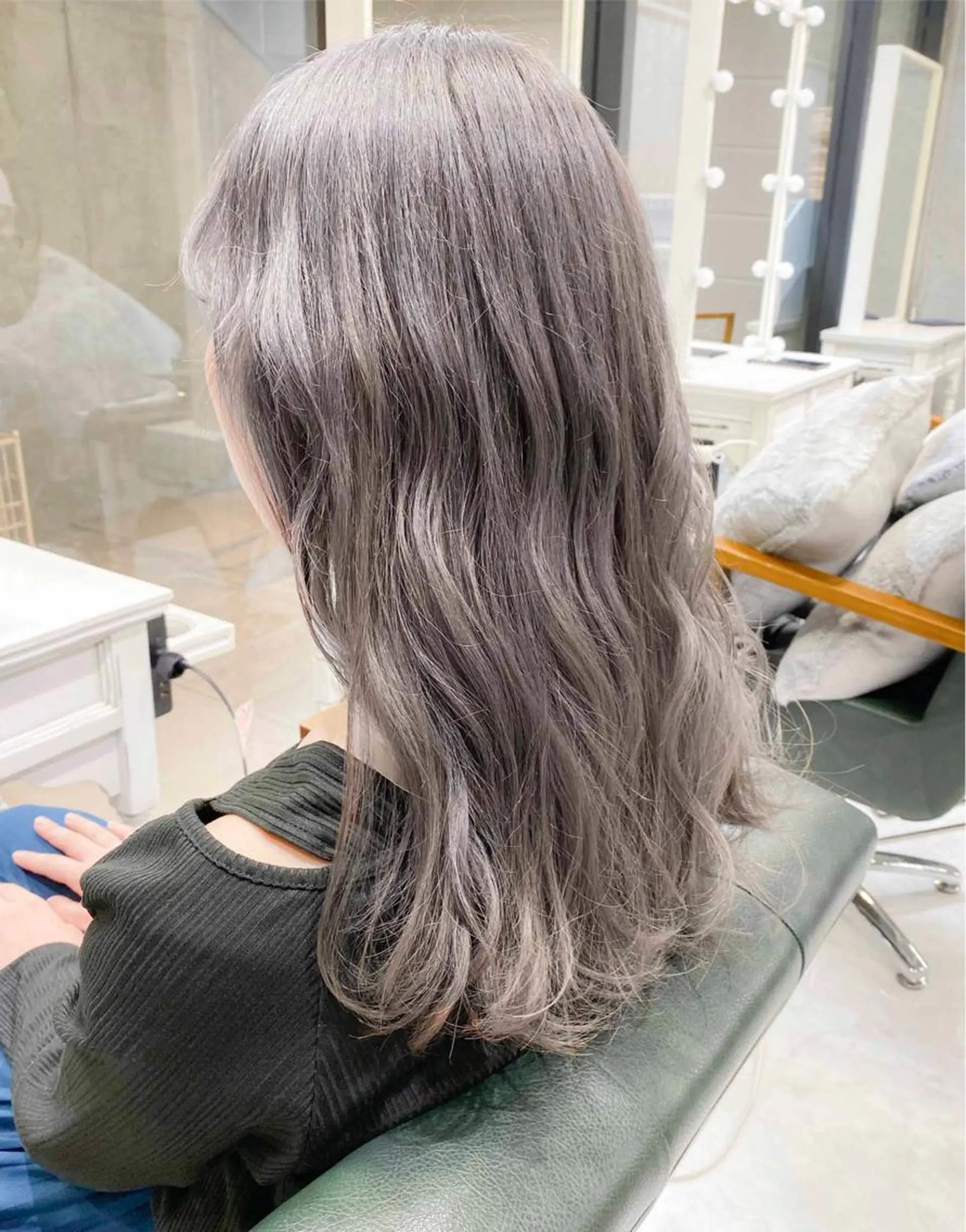 セミロング カラー アッシュ アッシュグレー アッシュグレージュ 透明感カラー グレージュ モテ髪透明感❤️ デイズヘアカラーのヘアスタイル