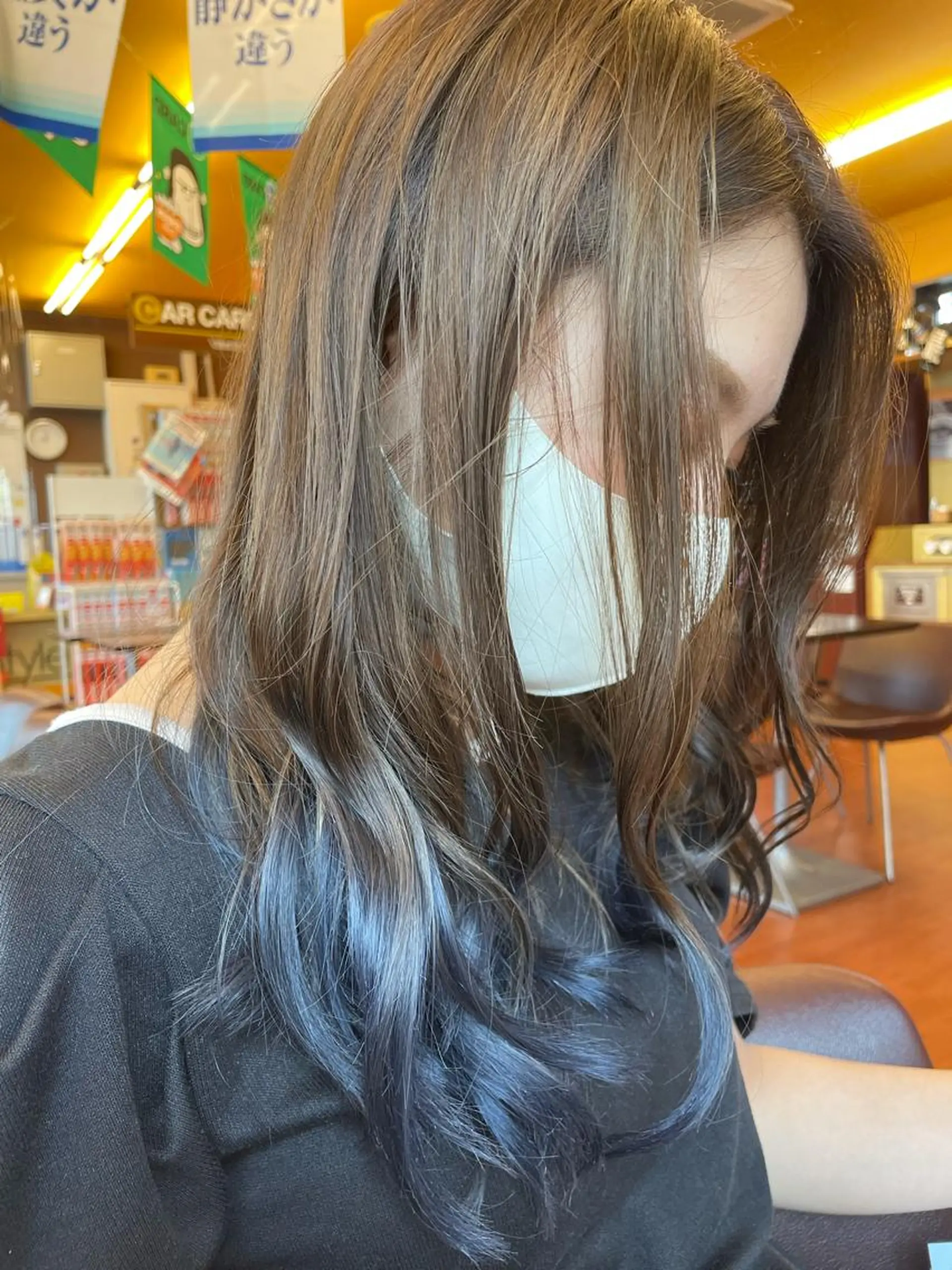 カラー ブリーチ 【ヘアディレクター】 りくのヘアスタイル