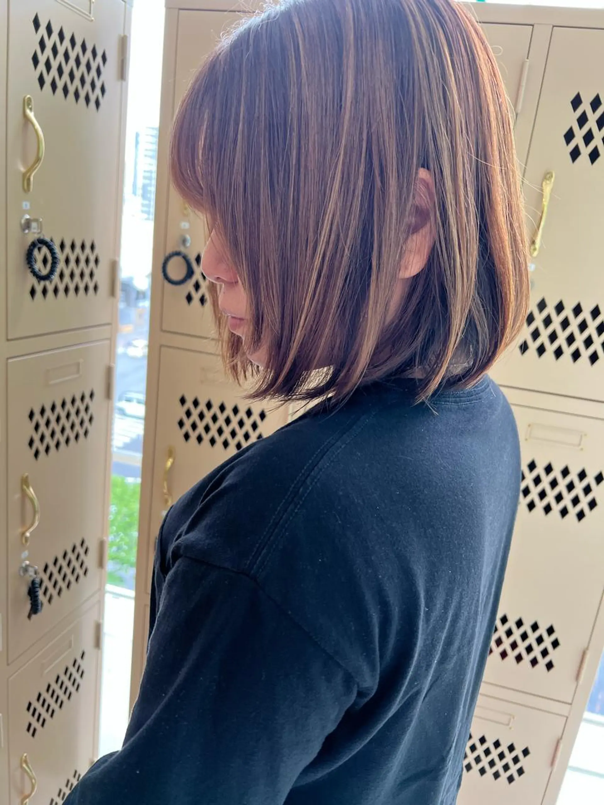 ショート レイヤーカット テトネ タカシのヘアスタイル