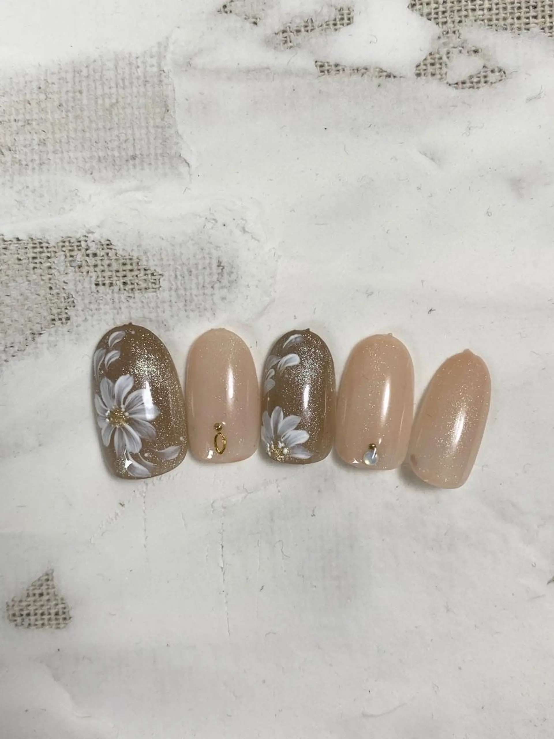 ネイル マグネットネイル ハンドネイル mellow mのネイルデザイン