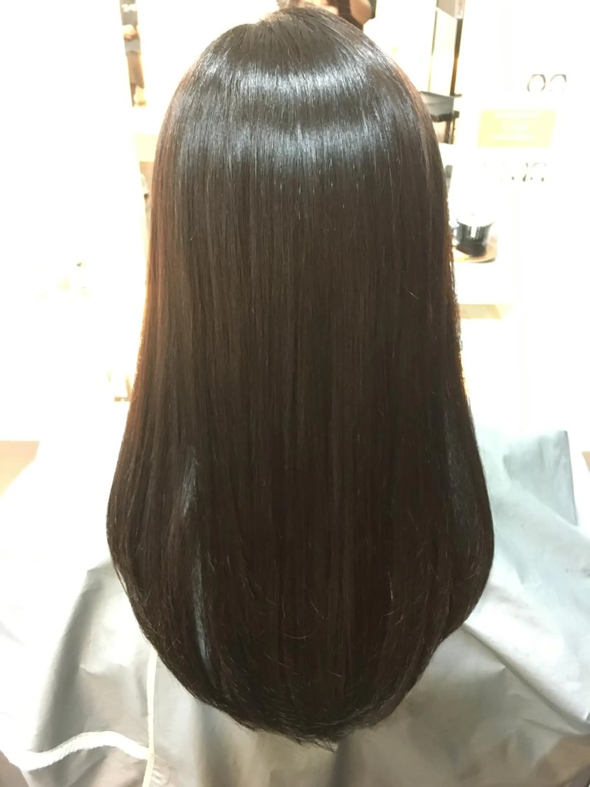 セミロング ロング 縮毛矯正 早川 真幸のヘアスタイル