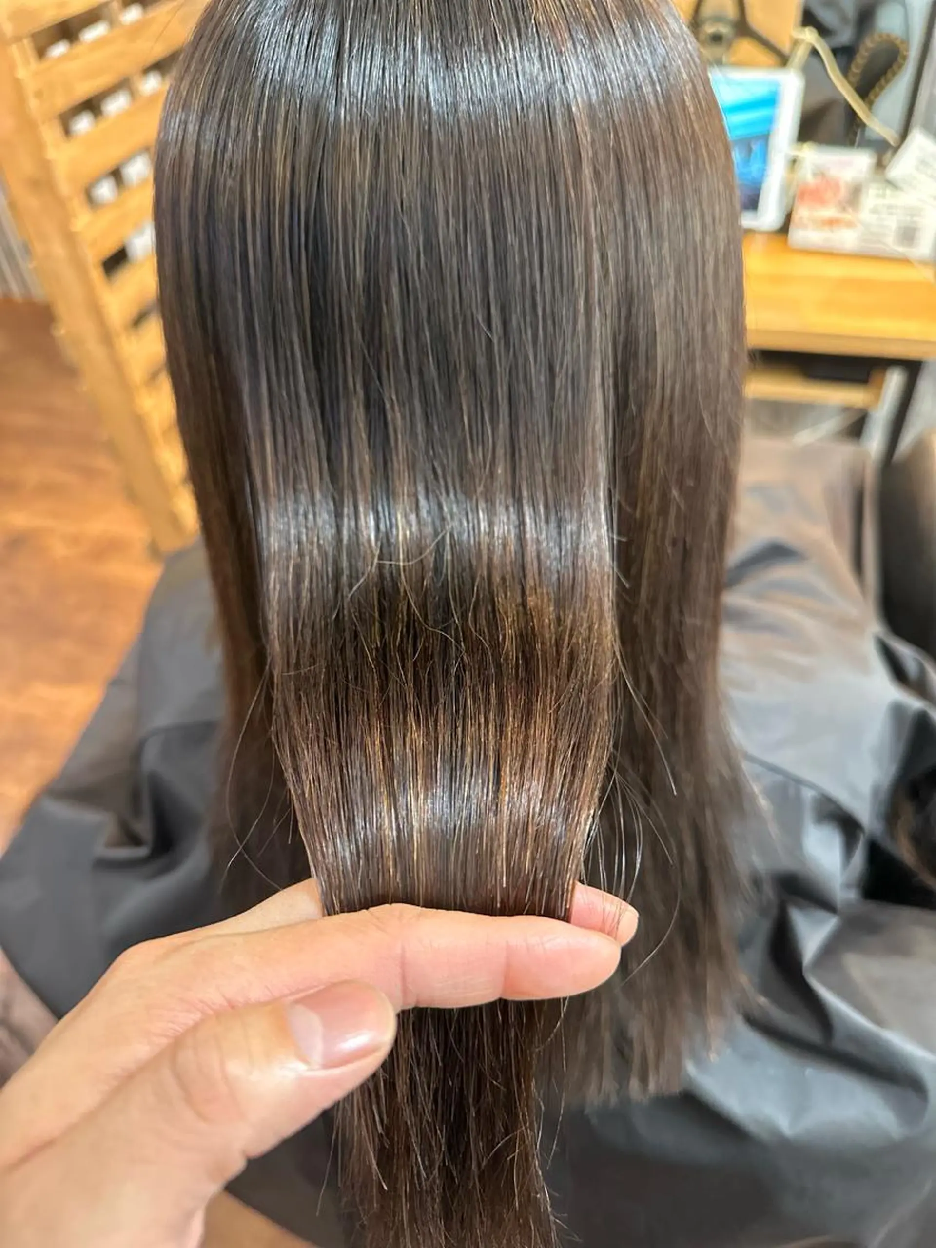 セミロング パーマ カット 縮毛矯正 トリートメント Lizir  ルズィール所属・Luzir⭐︎ GEN⭐︎のヘアスタイル