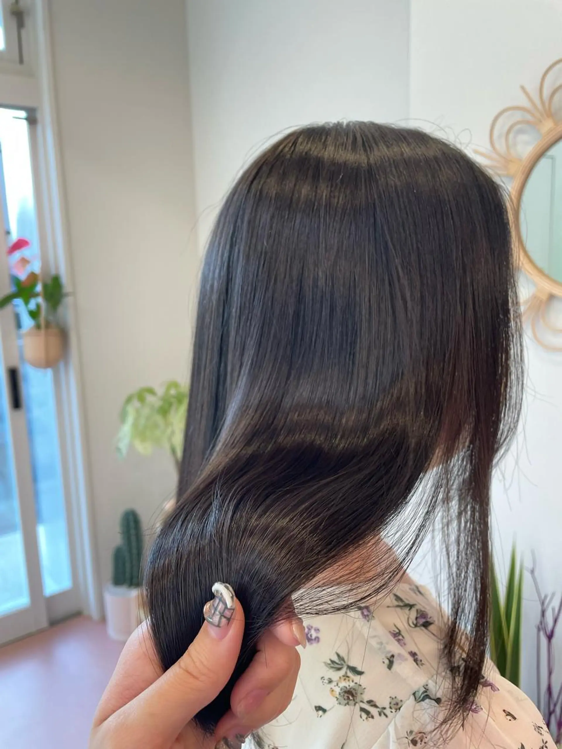 セミロング カラー トリートメント karin/インナー カラー/北名古屋市のヘアスタイル