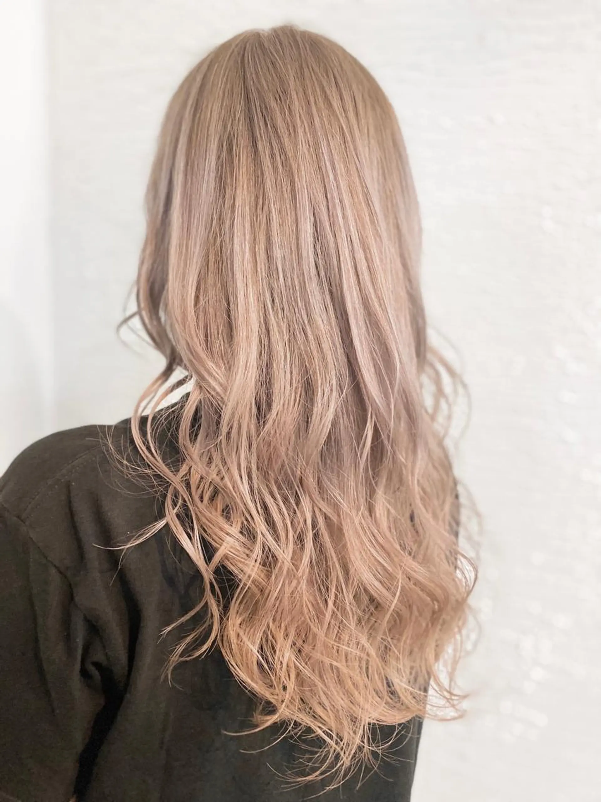 ロング カラー ベージュカラー ホワイトベージュ 最高峰の技術力☆ 樋口健人のヘアスタイル