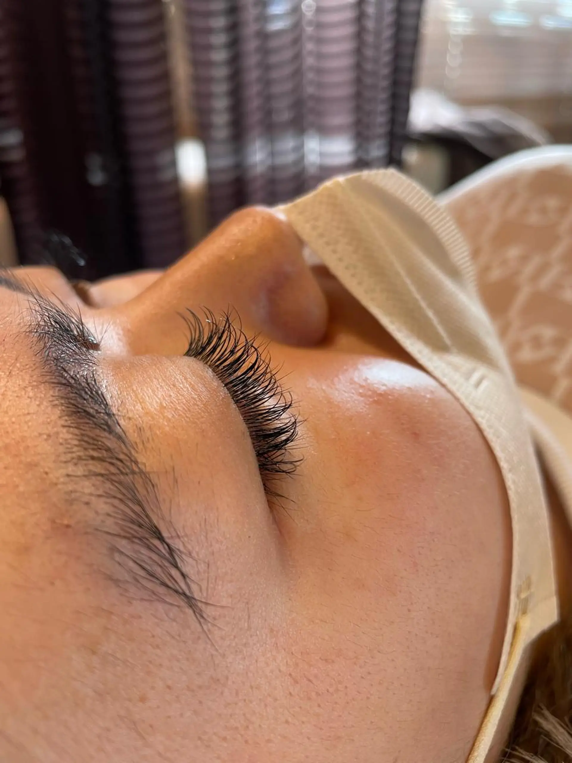 マツエク・マツパ アイブロウ 桑田 新菜のヘアスタイル