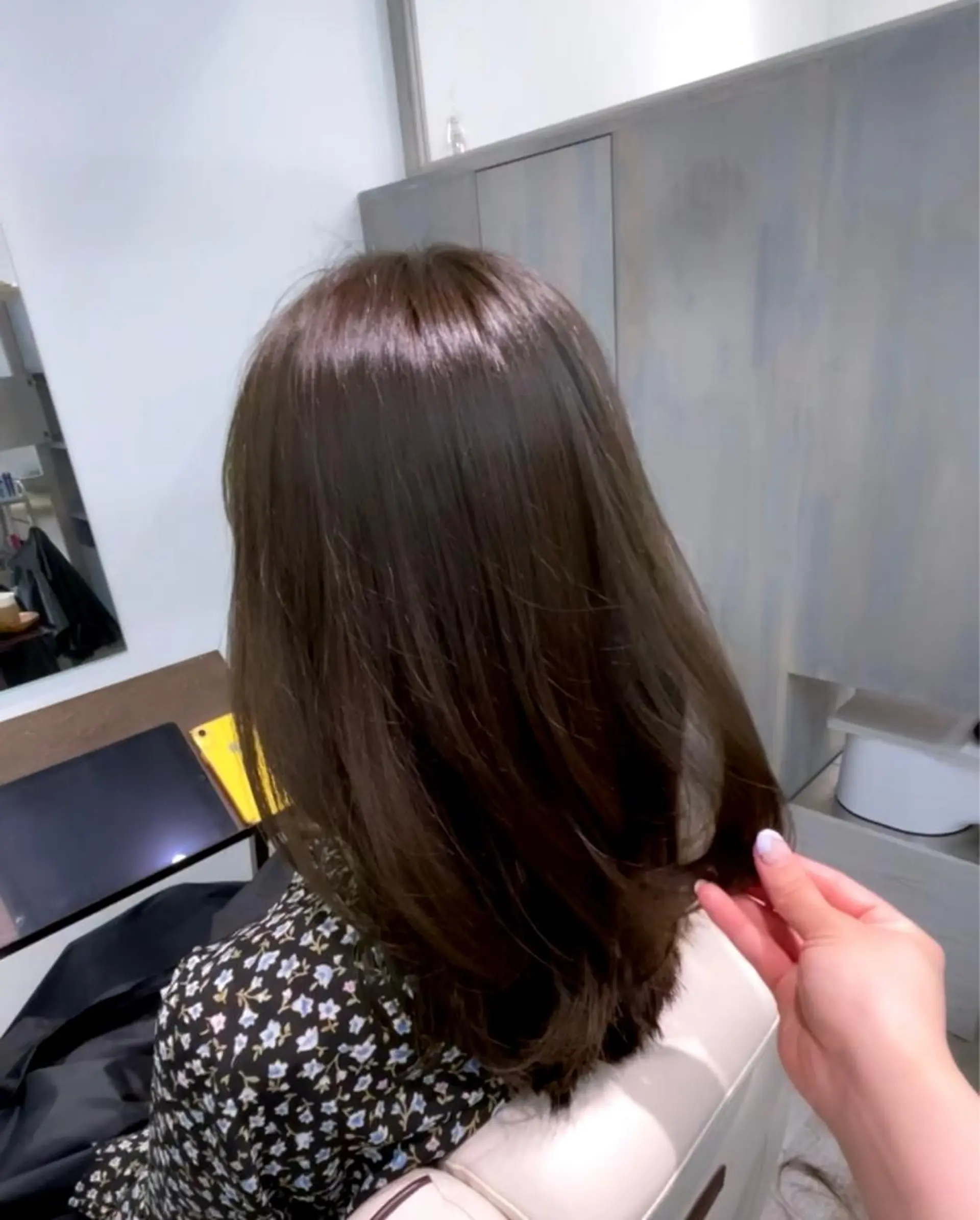 セミロング カラー カット ヘアカラー トリートメント 🫧MITO カイレアサロン🫧のヘアスタイル