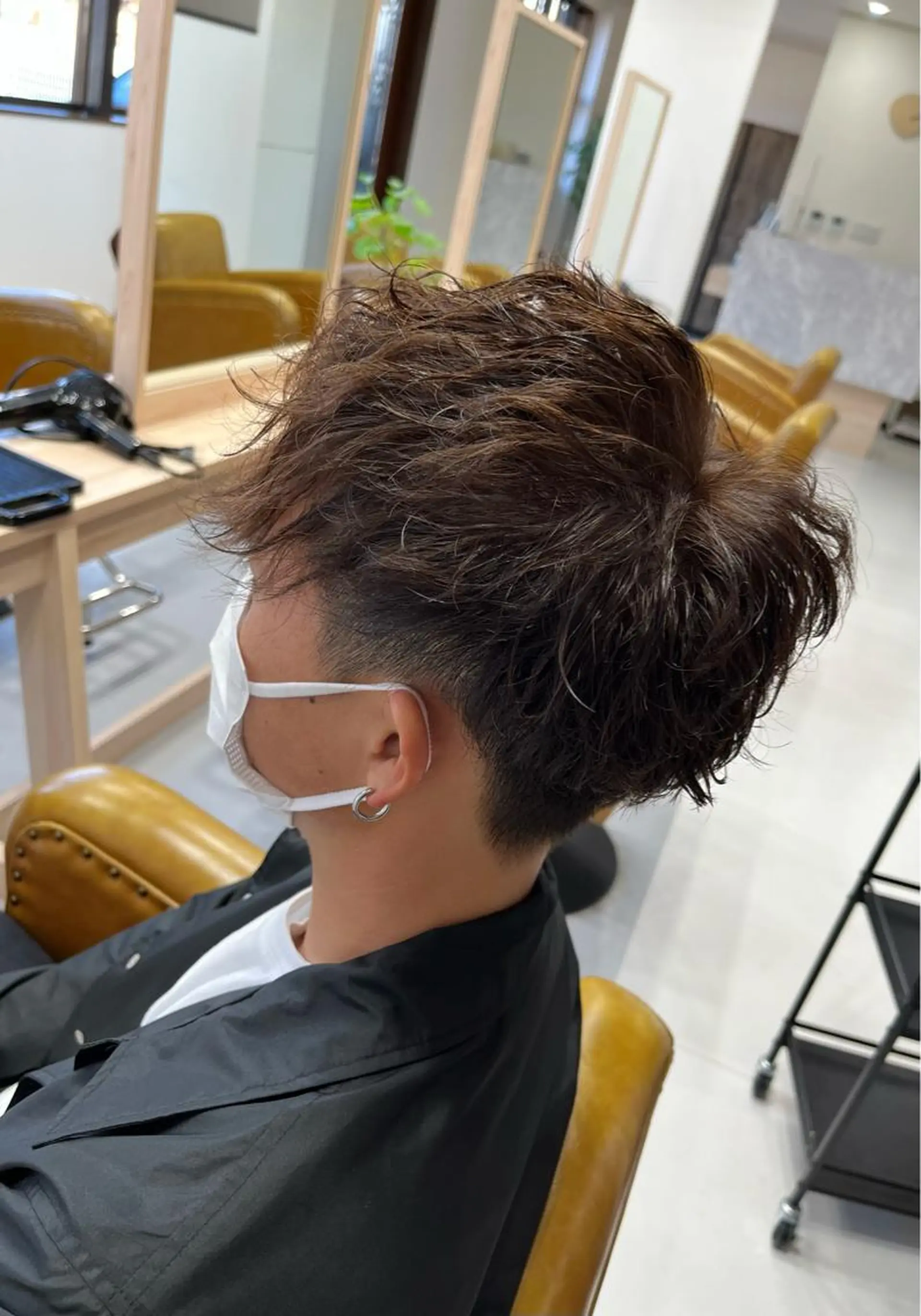 パーマ メンズ 峯 渉人のヘアスタイル