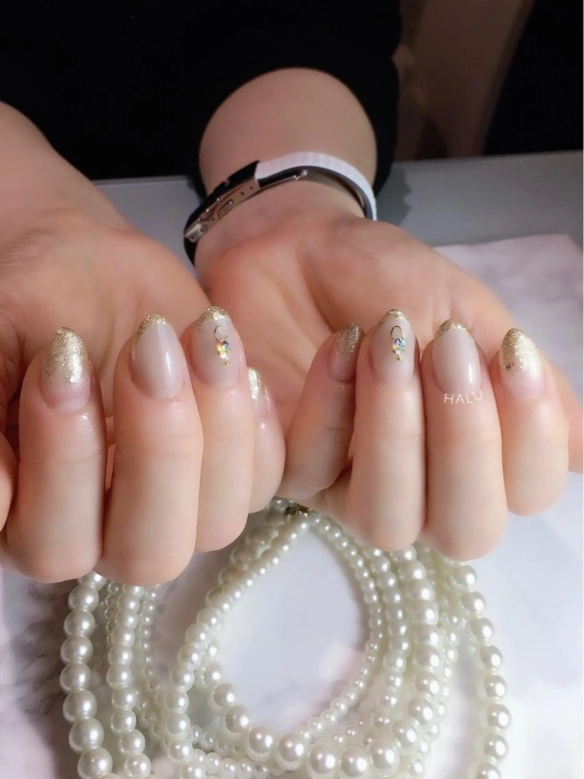 ネイル フレンチネイル ゴールド HALU ハルのネイルデザイン