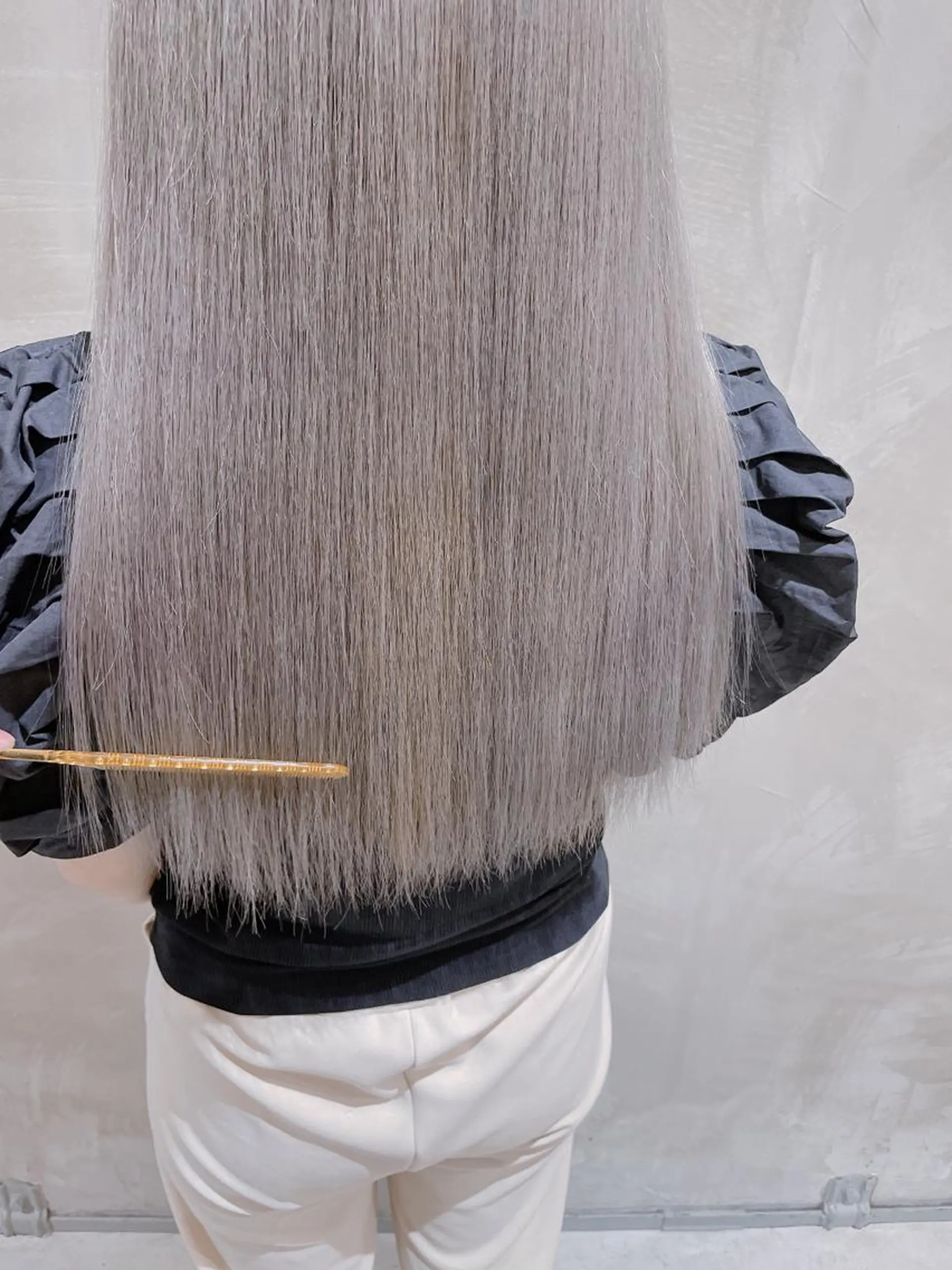 ロング カラー ill.所属・ill［イル］大須 ダブルカラー髪質改善のヘアスタイル