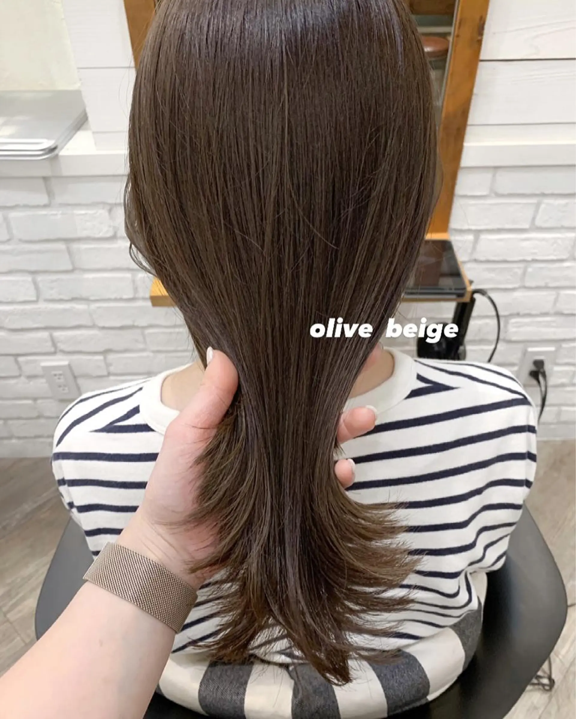 セミロング カラー ヘアアレンジ ベージュカラー オリーブベージュ オリーブカラー 🌟アレンジが似合う カラー🌟Rumiのヘアスタイル