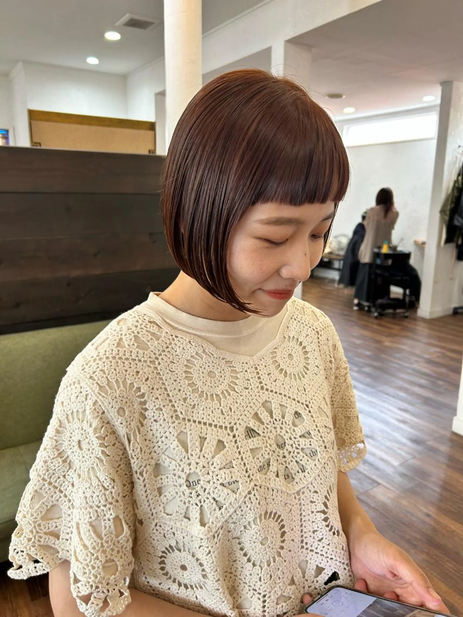 ショート カラー ベージュカラー オレンジ オレンジベージュ ボブ カット 縮毛矯正 江原 彩華のヘアスタイル