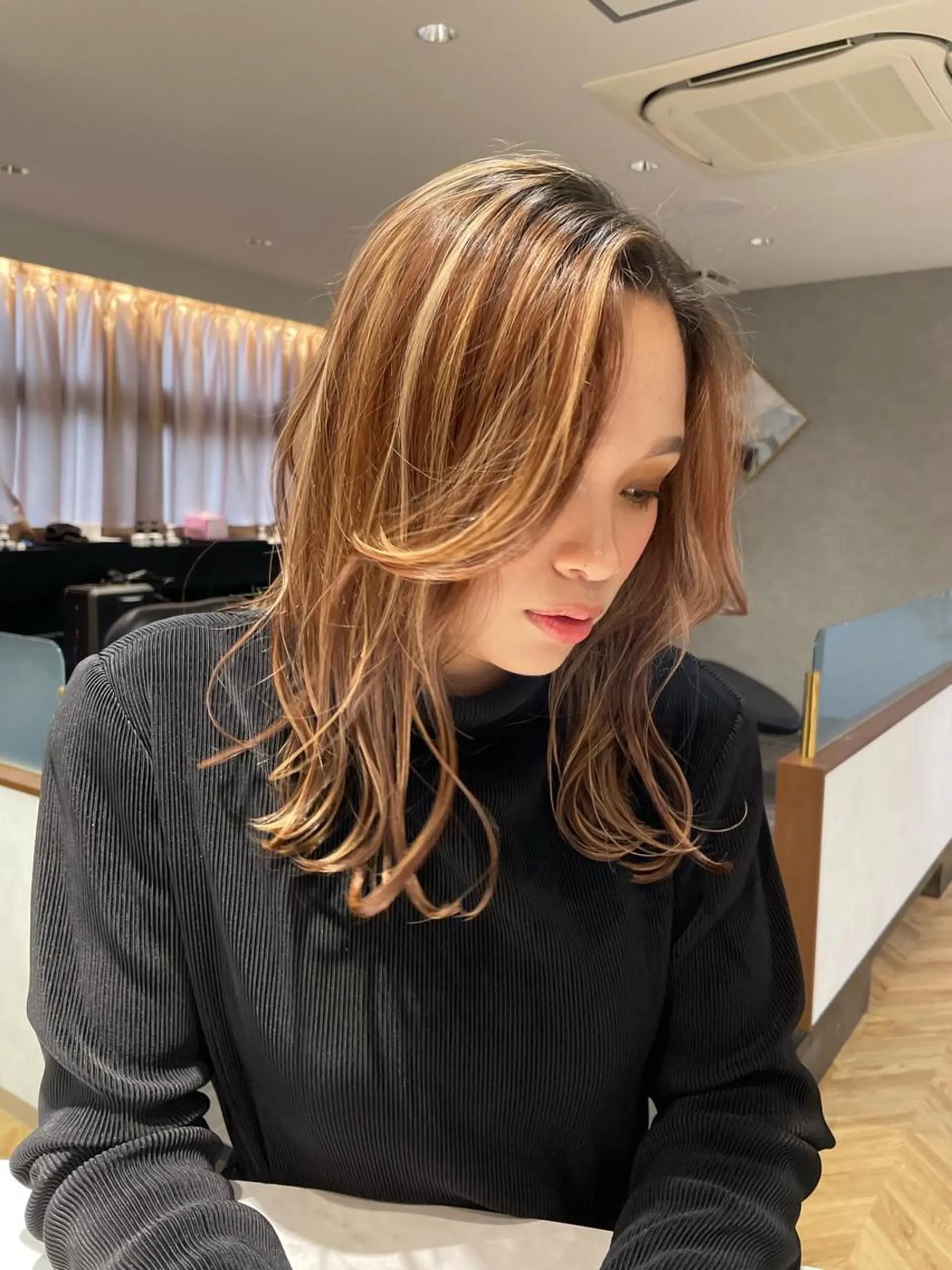 ミディアム カラー ハイライトカラー ハイライト Lond  mare 🦋ayana🦋のヘアスタイル