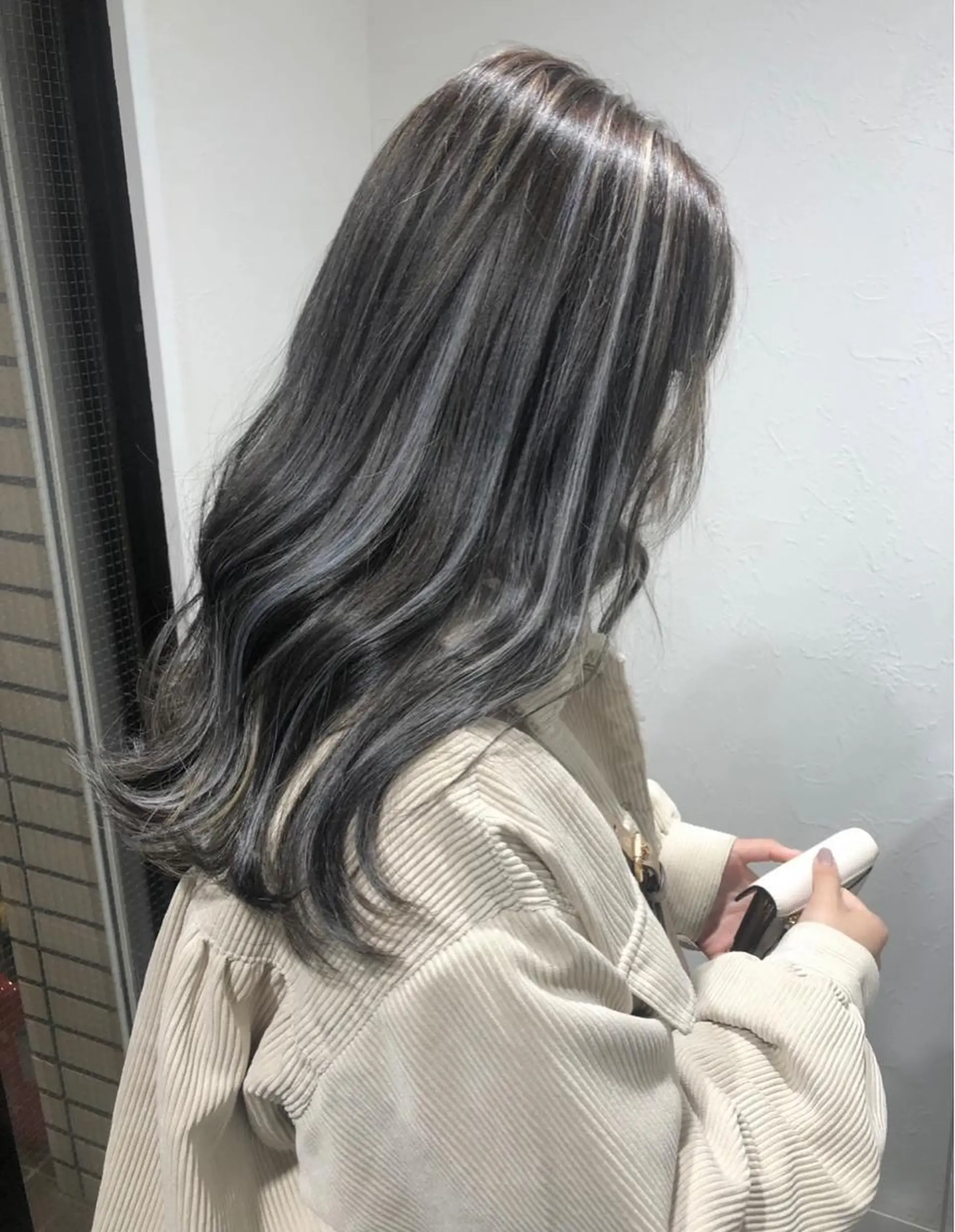 ロング カラー ハイライトカラー ハイライト カット ヘアカラー トリートメント 2nd所属・🤍2nd🤍田所 美希のヘアスタイル