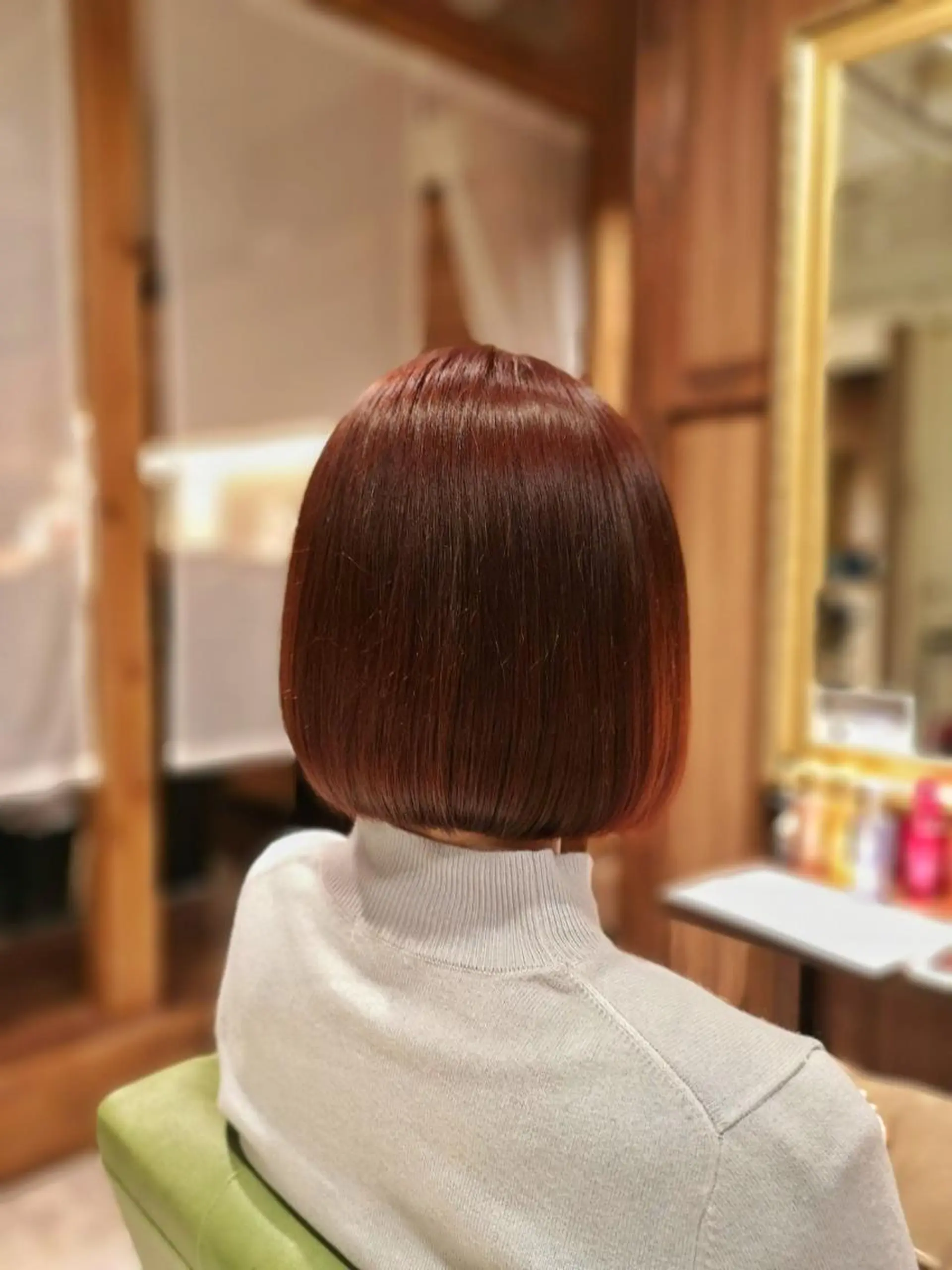 ショート カラー ヘアアレンジ 成人式 アディクシーカラー アッシュ バレイヤージュ ミストバング N° +aero 横浜のヘアスタイル