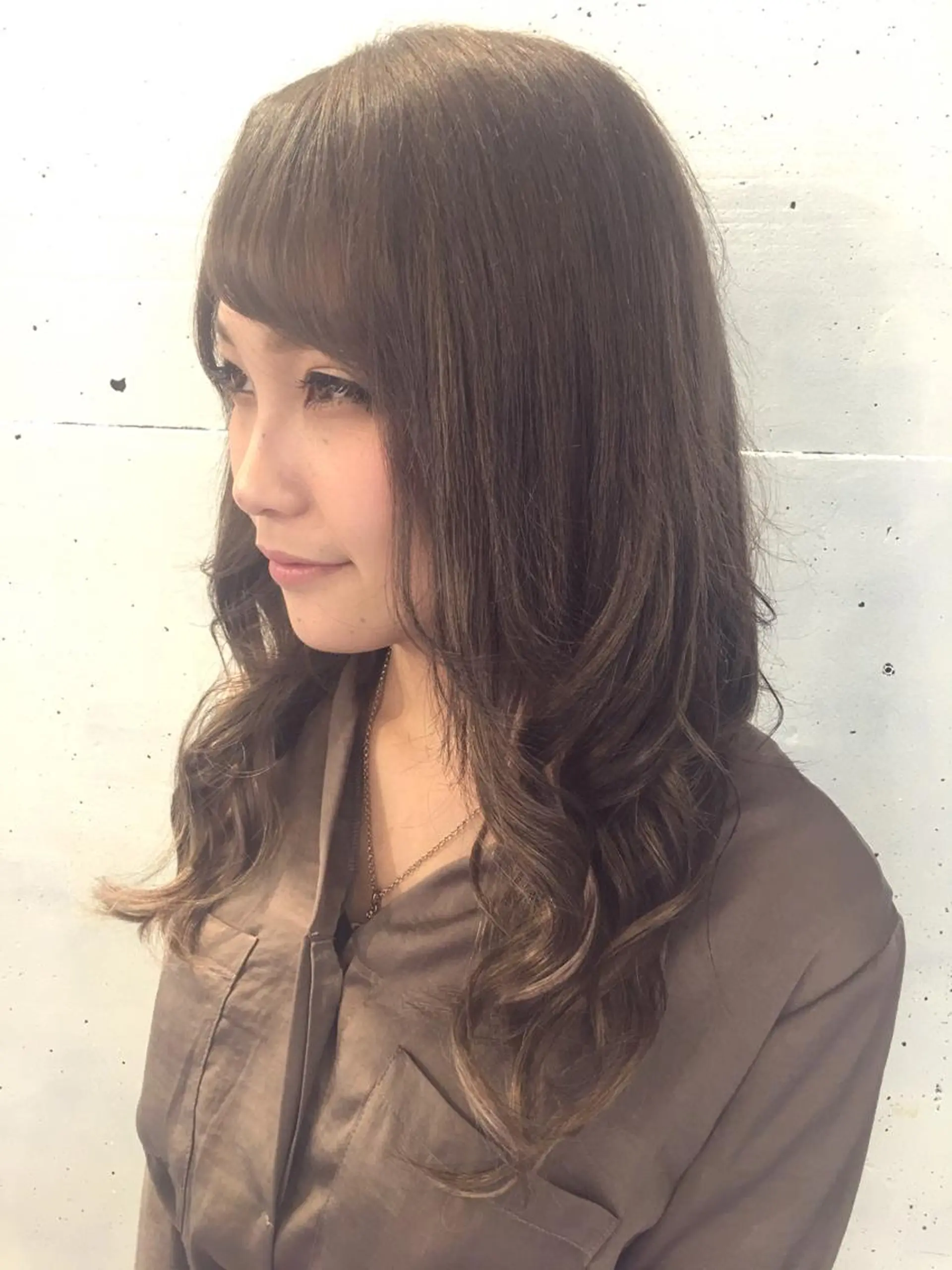 ミディアム カラー エクステ TOTAL BEAUTY BREK 袋井店所属・BREK 袋井店のヘアスタイル