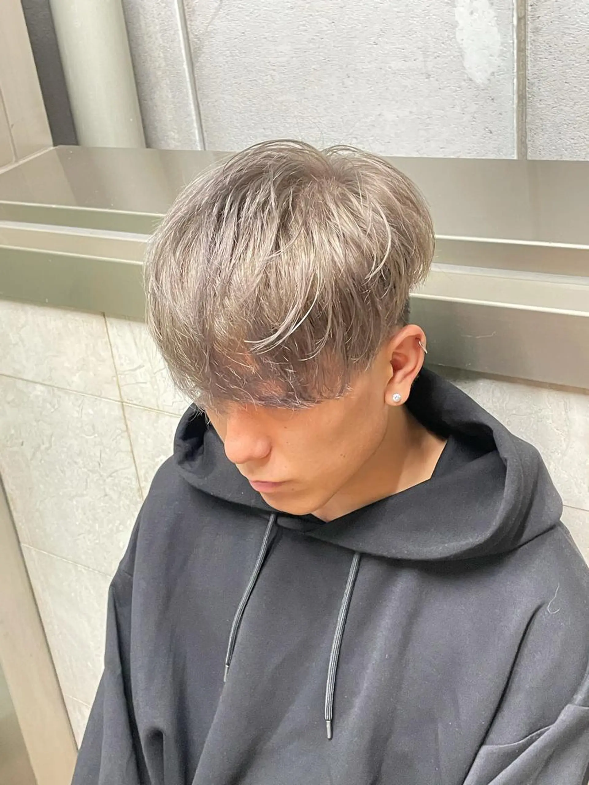 カラー メンズ メンズハイトーン ハイトーンカラー Le'a所属・渋谷/フェード/ 國分 翔のヘアスタイル