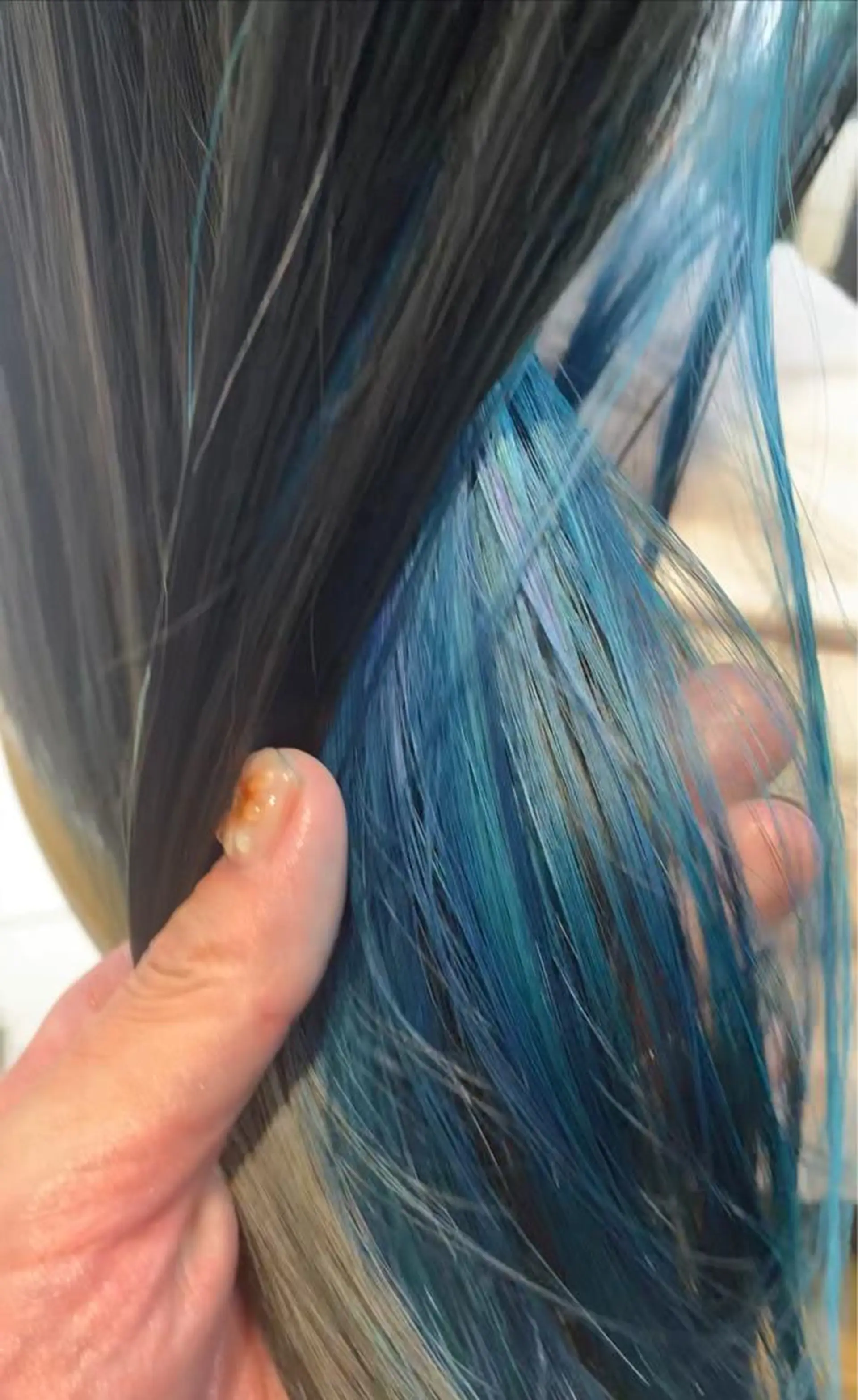 セミロング カラー ヘアアレンジ ベージュカラー ブリーチ ブルーカラー ケアブリーチ カシス ヘアカラー トリートメント ヘアセット ✨🧸チバ ダイスケ🧸✨のヘアスタイル