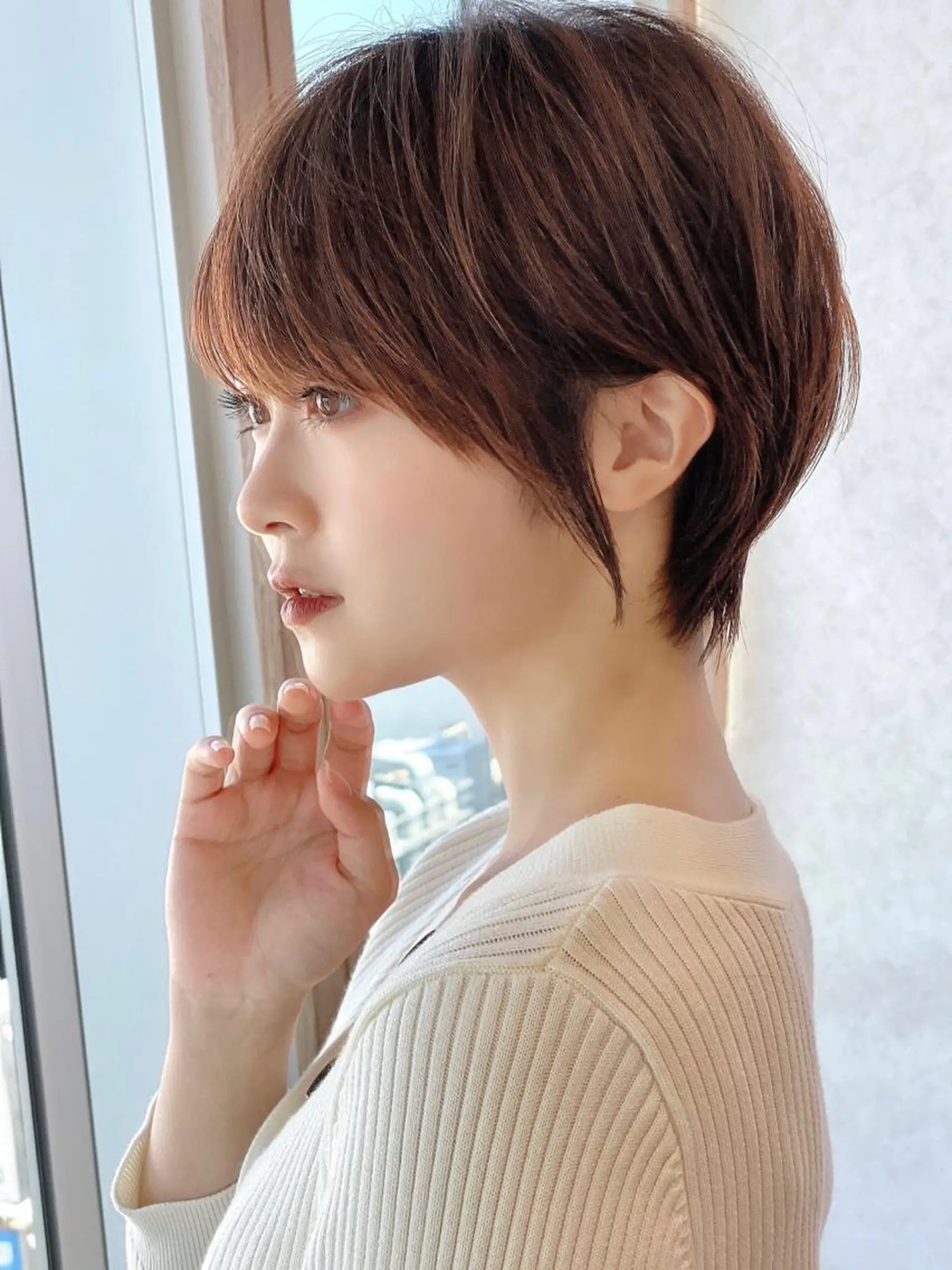 ショート カラー 切りっぱなしボブ ショートボブ ベージュカラー ブリーチ ケアブリーチ カット ヘアカラー トリートメント ショート、ボブの神✨ 峯朋也✂︎✨のヘアスタイル