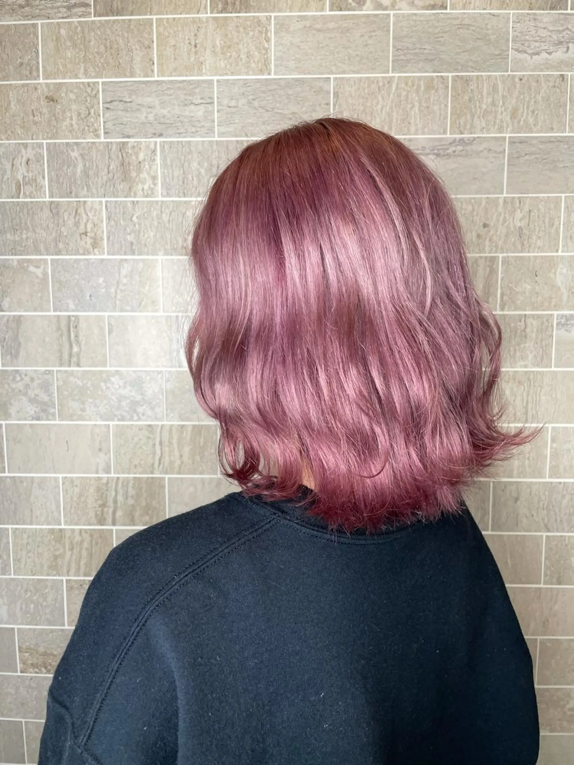 セミロング ヘアカラー トリートメント ブリーチ毛矯正.髪質 改善.髪にドラマをのヘアスタイル