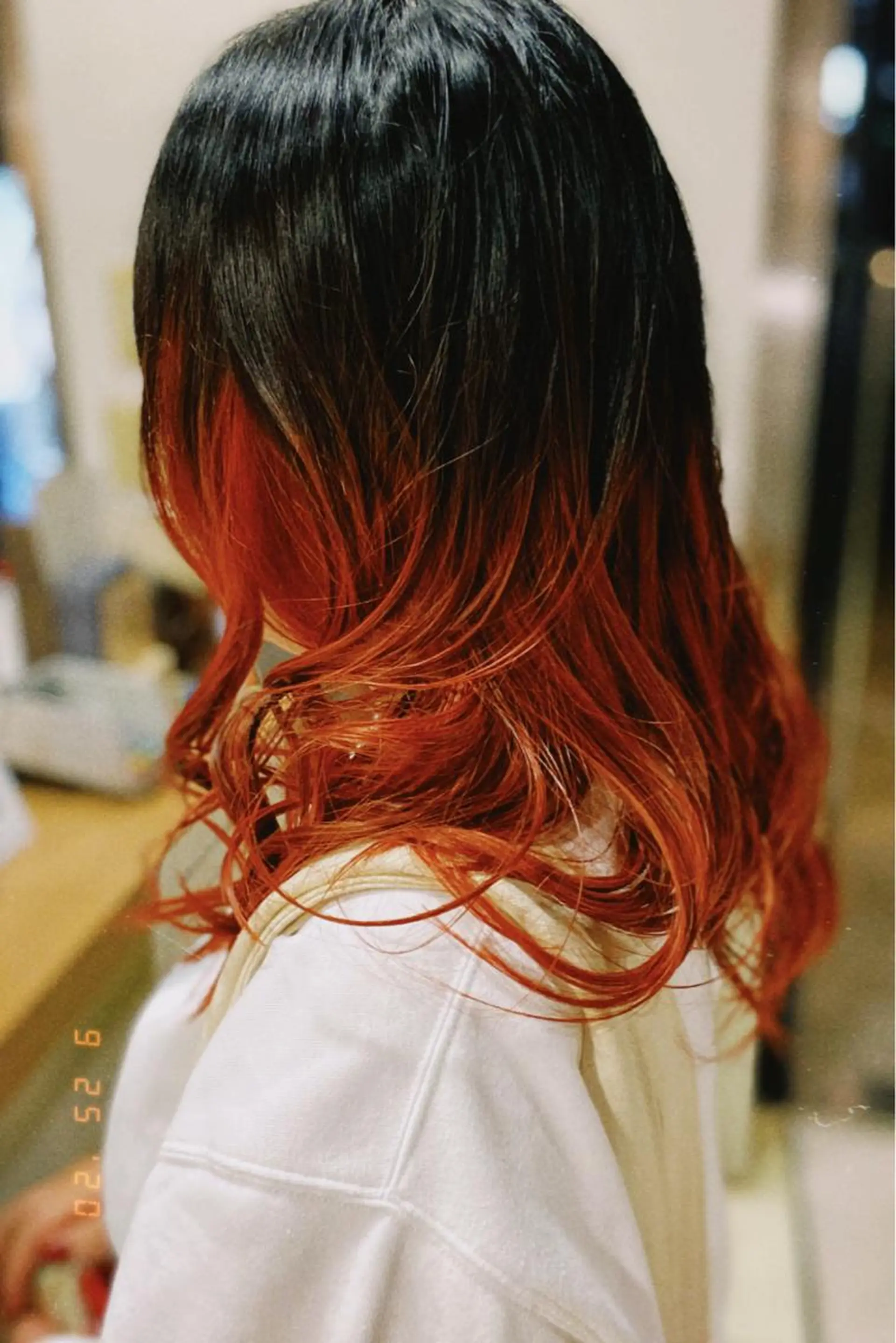 セミロング カラー グラデーションカラー Stella hair mode所属・ステラヘアモード 井澤元樹のヘアスタイル