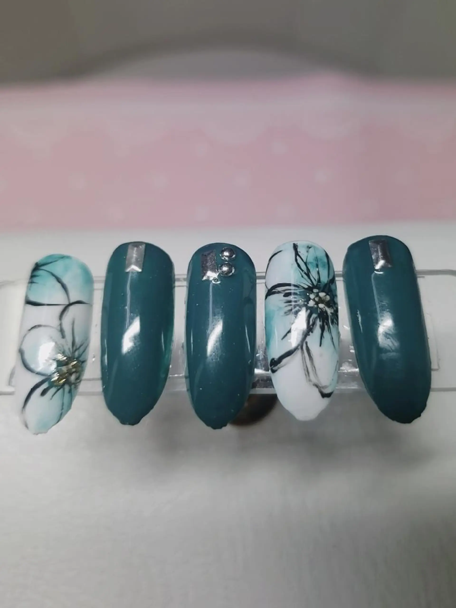 ネイル J&K所属・J& Kのネイルデザイン