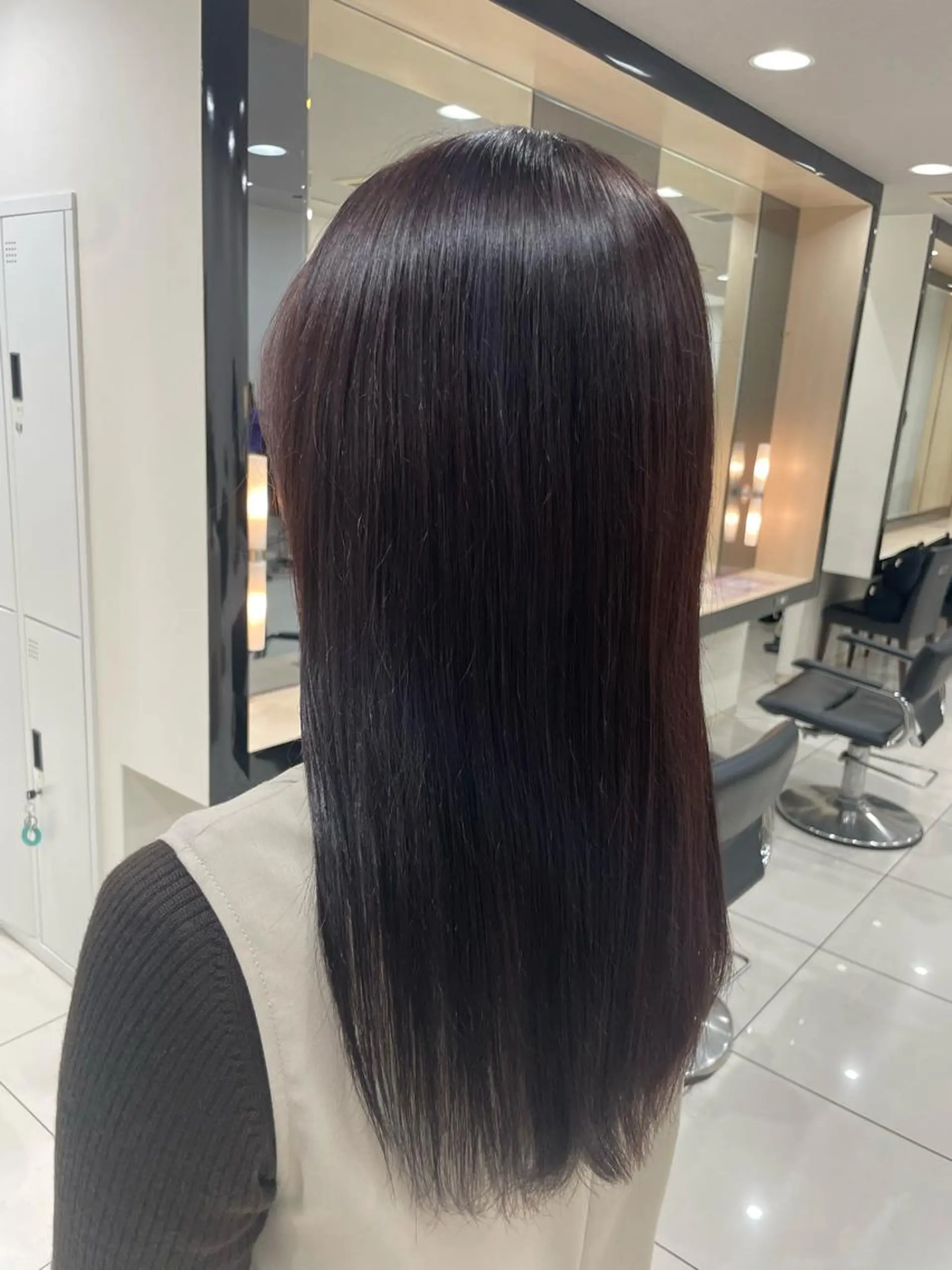 ロング カラー グレージュ ラベンダーカラー ラベンダーグレージュ ラベンダーグレー トリートメント ヘアカラー トリートメント クロスパーマ/うる艶 カラー/Kurumiのヘアスタイル