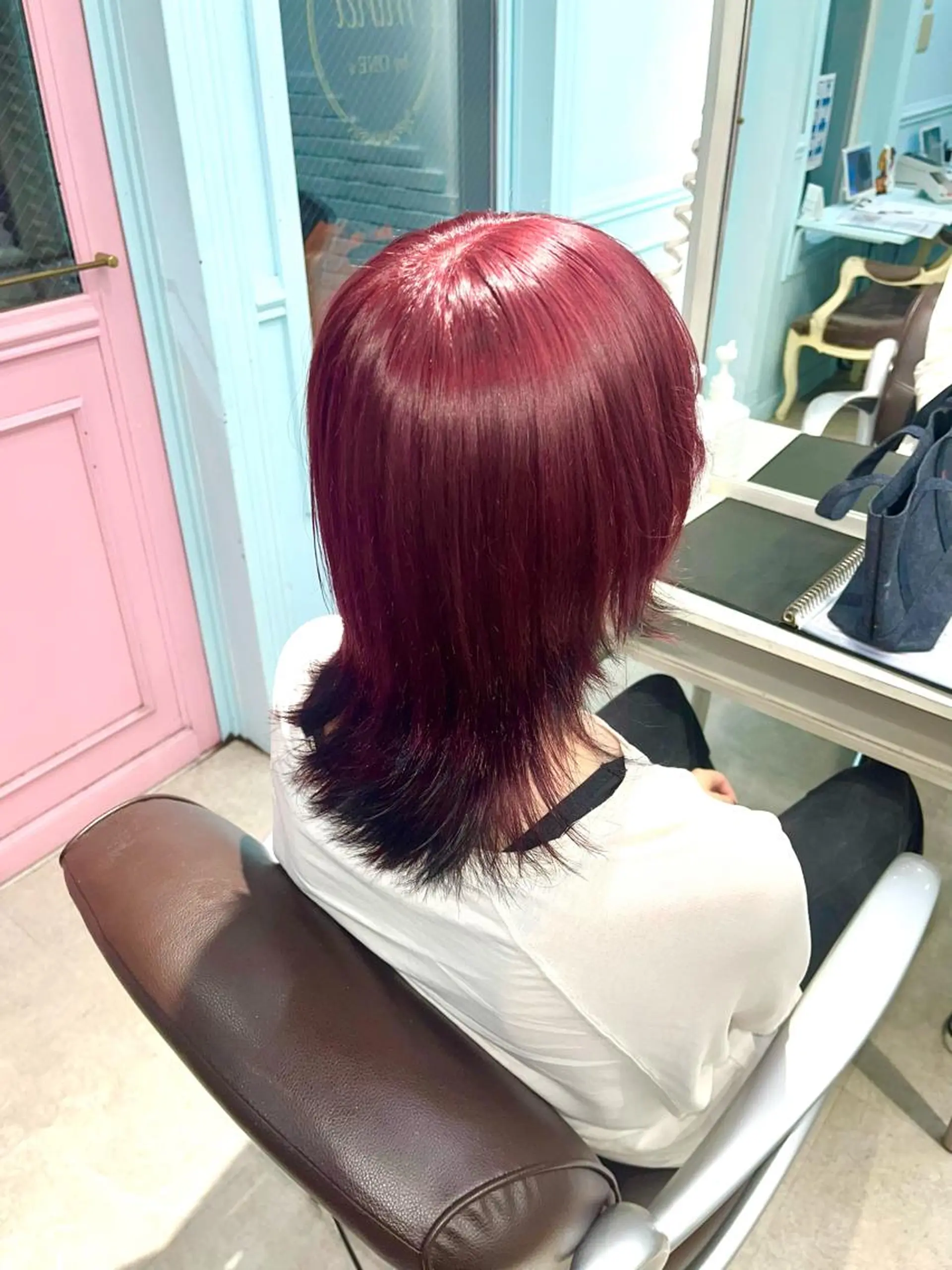 ミディアム カラー ヘアアレンジ ヘアカラー トリートメント ヘアセット 🩶【推しハイトーン 】yuzu🩶のヘアスタイル