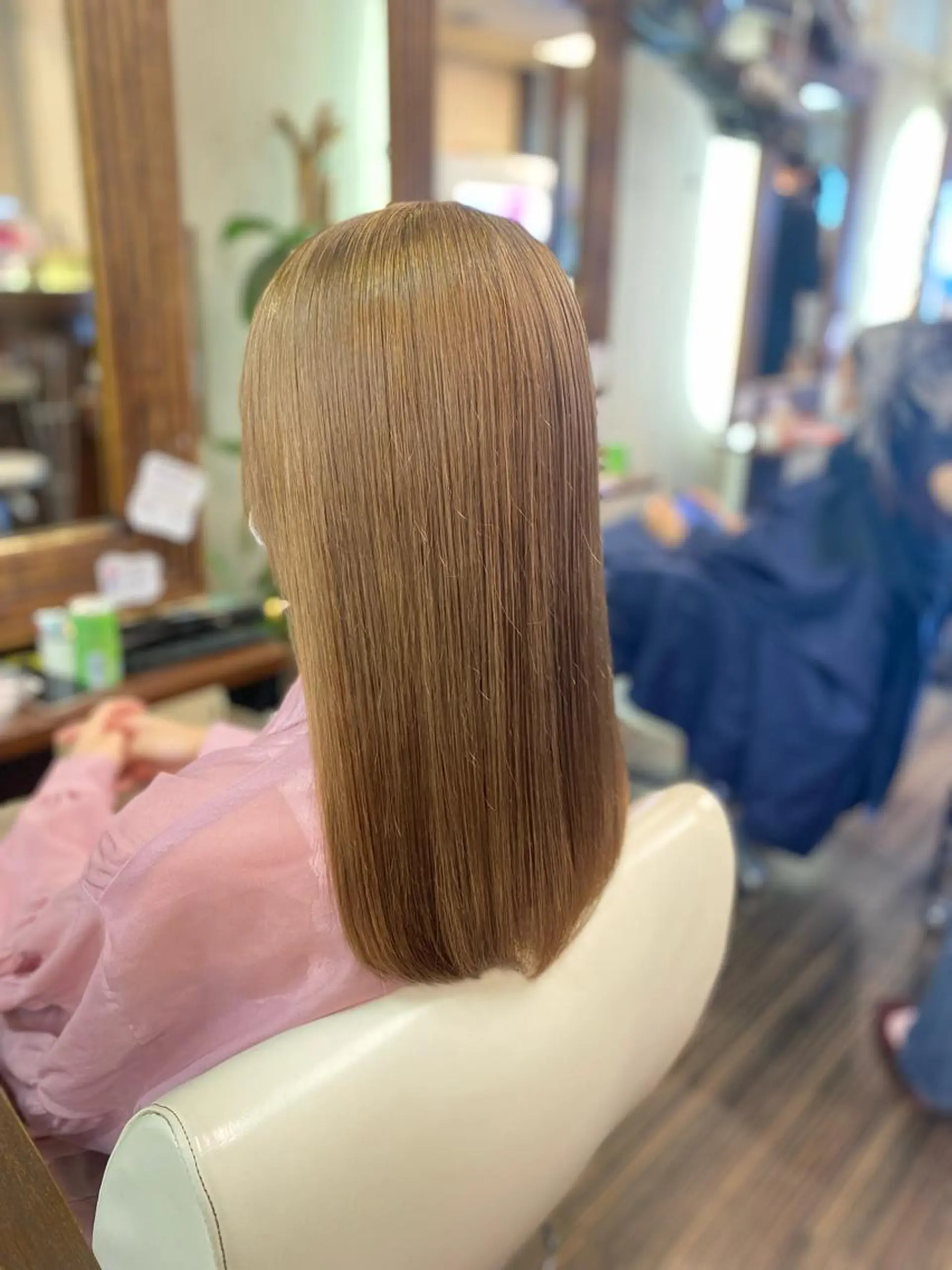 セミロング カラー ヘアアレンジ メンズ ヘアカラー トリートメント 加藤 瑠美のヘアスタイル