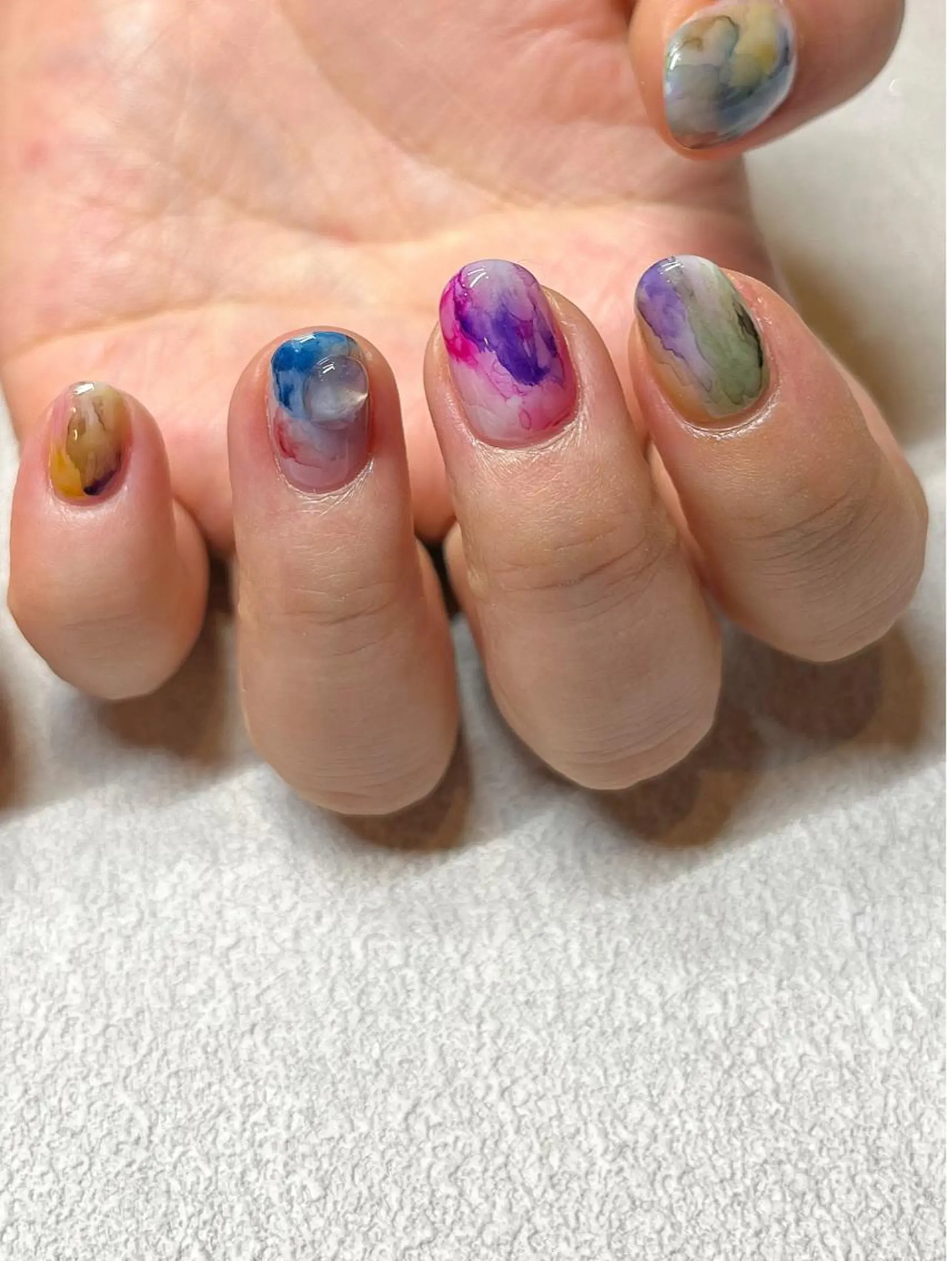 ネイル ハンドネイル 小河 仁美のネイルデザイン