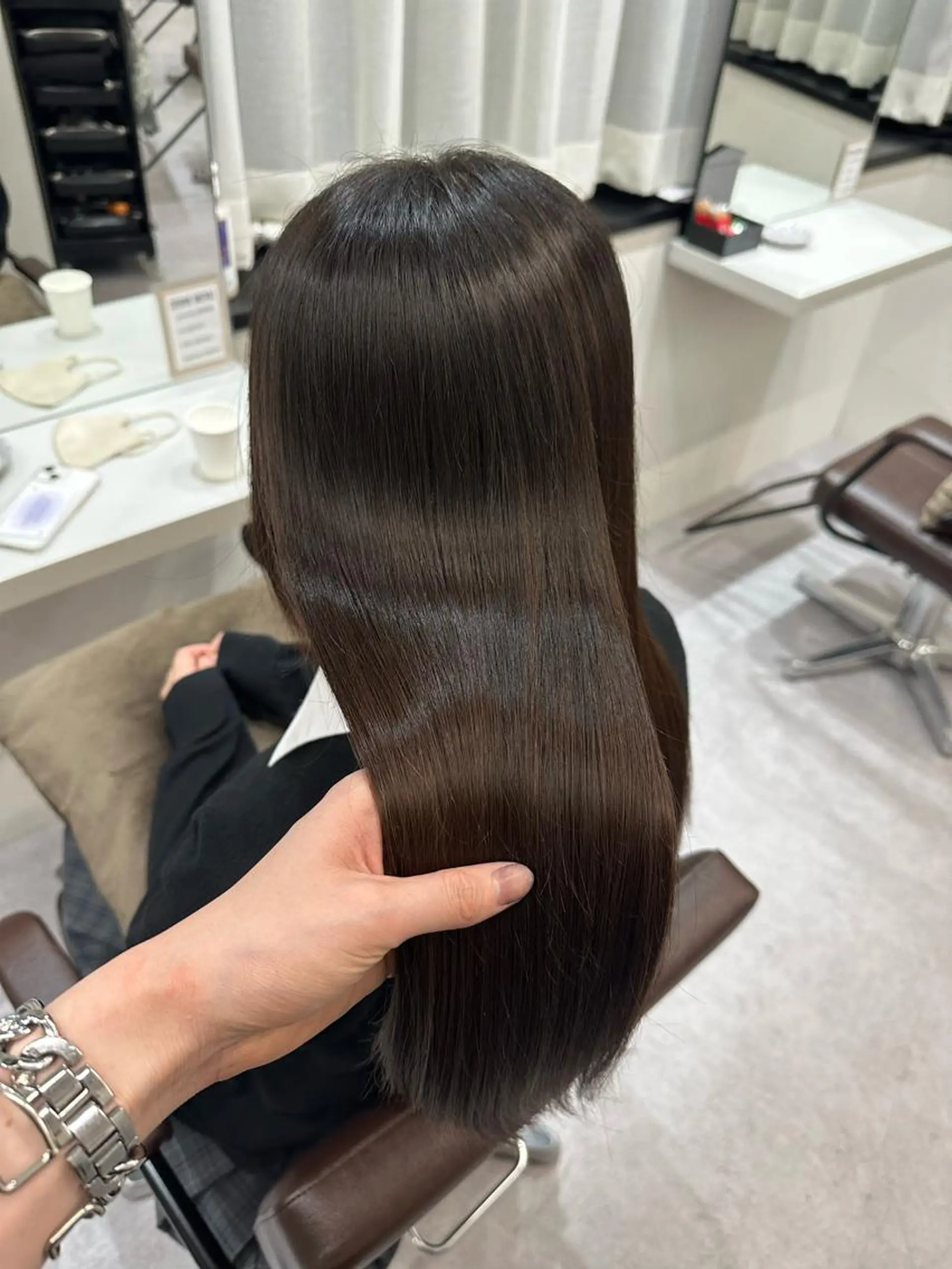 ロング 髪質改善 韓国風ヘア レイヤーカット 小顔カット 縮毛矯正 カット ヘアカラー 縮毛矯正 トリートメント 韓国風✨髪質改善✨ 縮毛矯正✨松浦知奈美のヘアスタイル