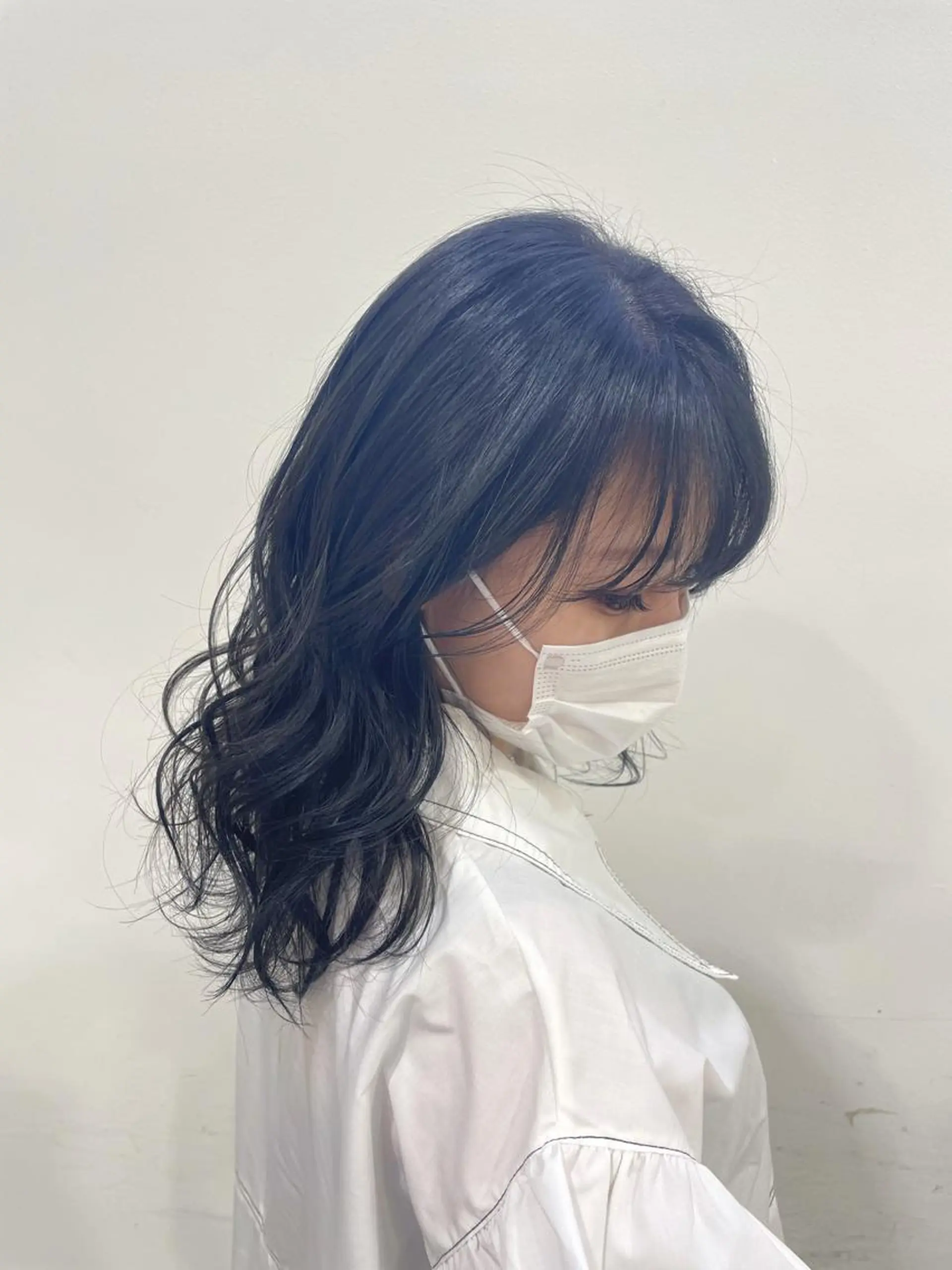 ミディアム 韓国ハイトーン🦋 hikariのヘアスタイル