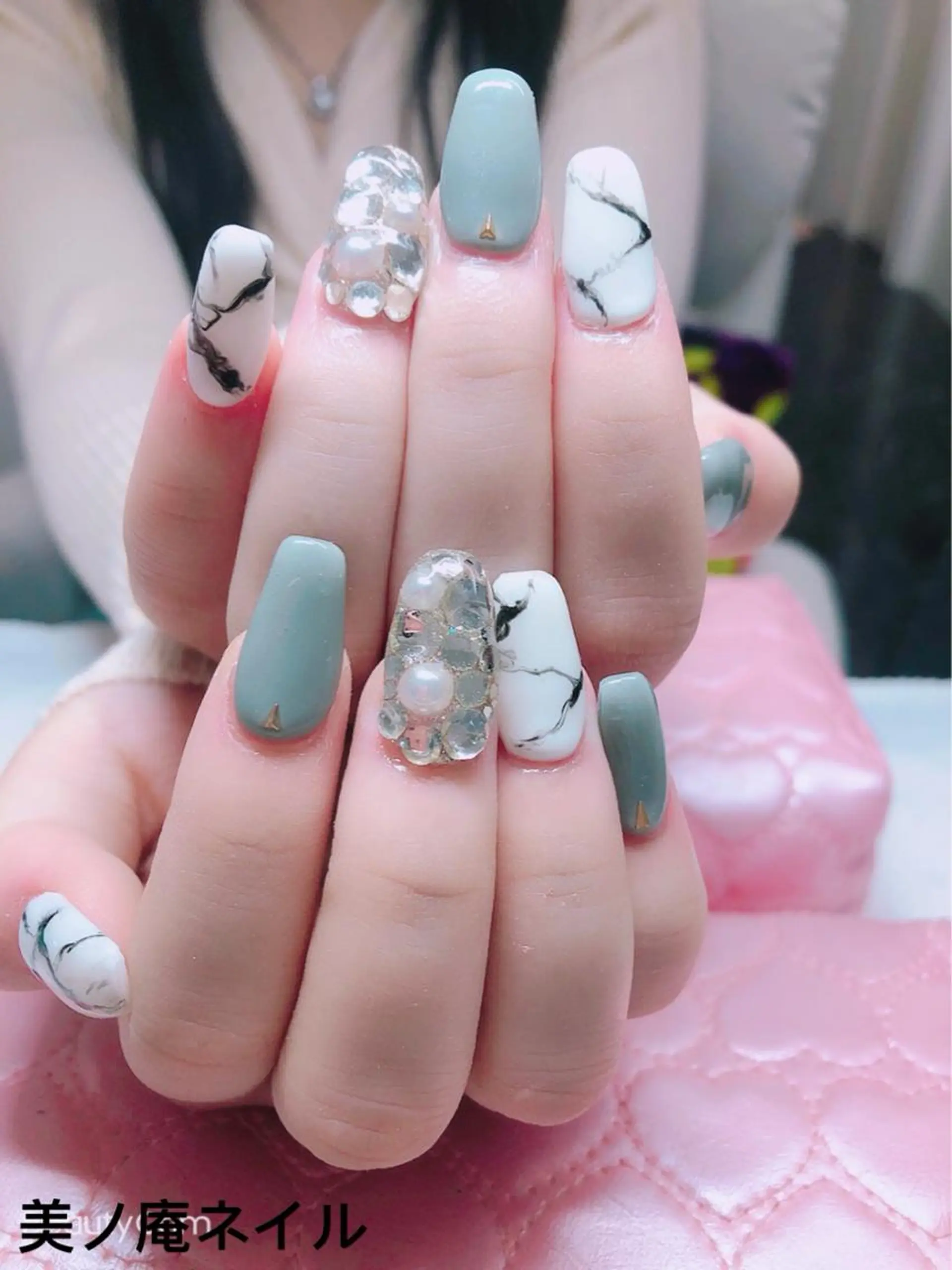 ネイル 美ノ庵ネイルサロン メトロポリタン前店のネイルデザイン