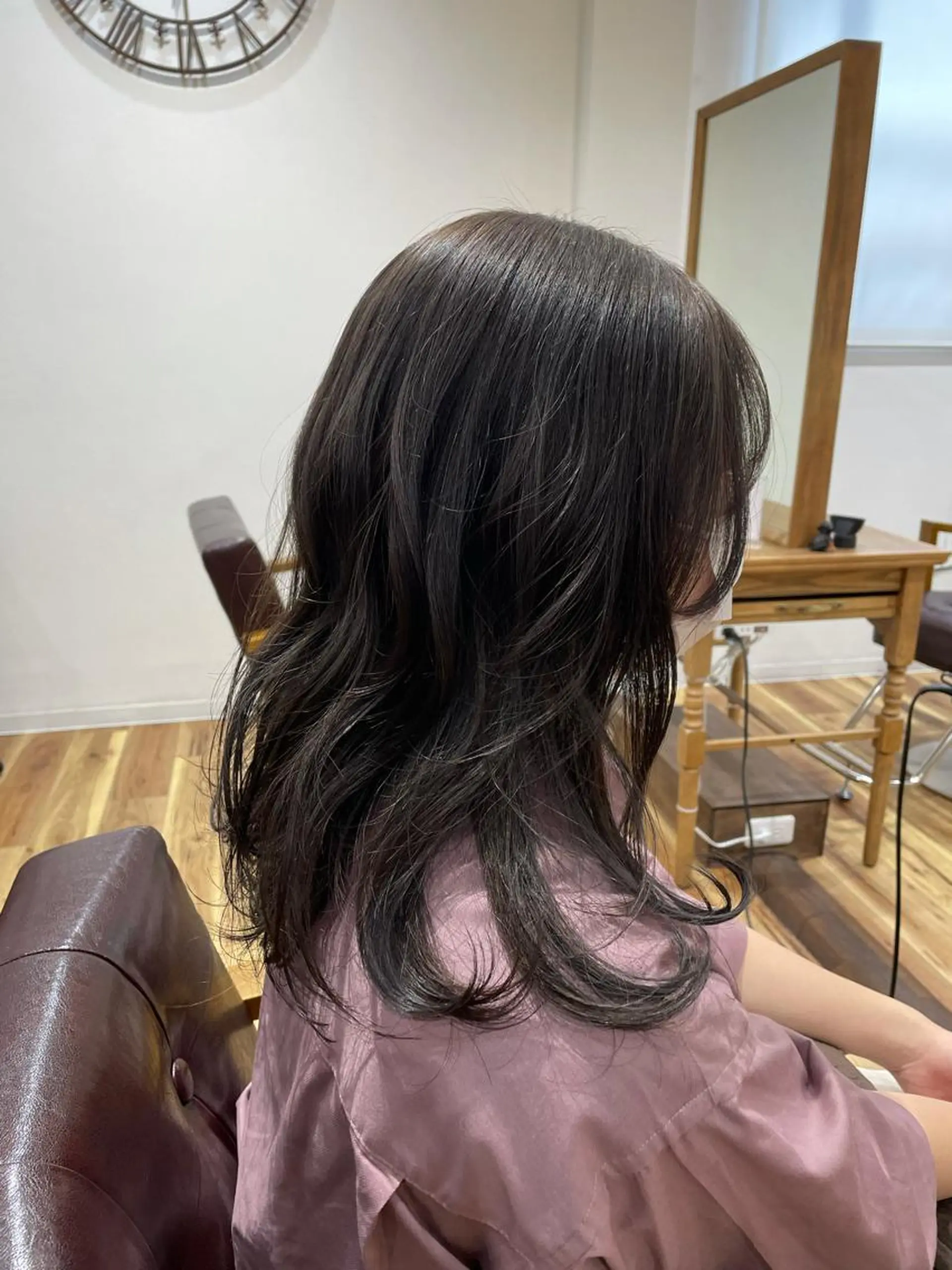 ミディアム YASUHIRO グレージュ/メンズのヘアスタイル