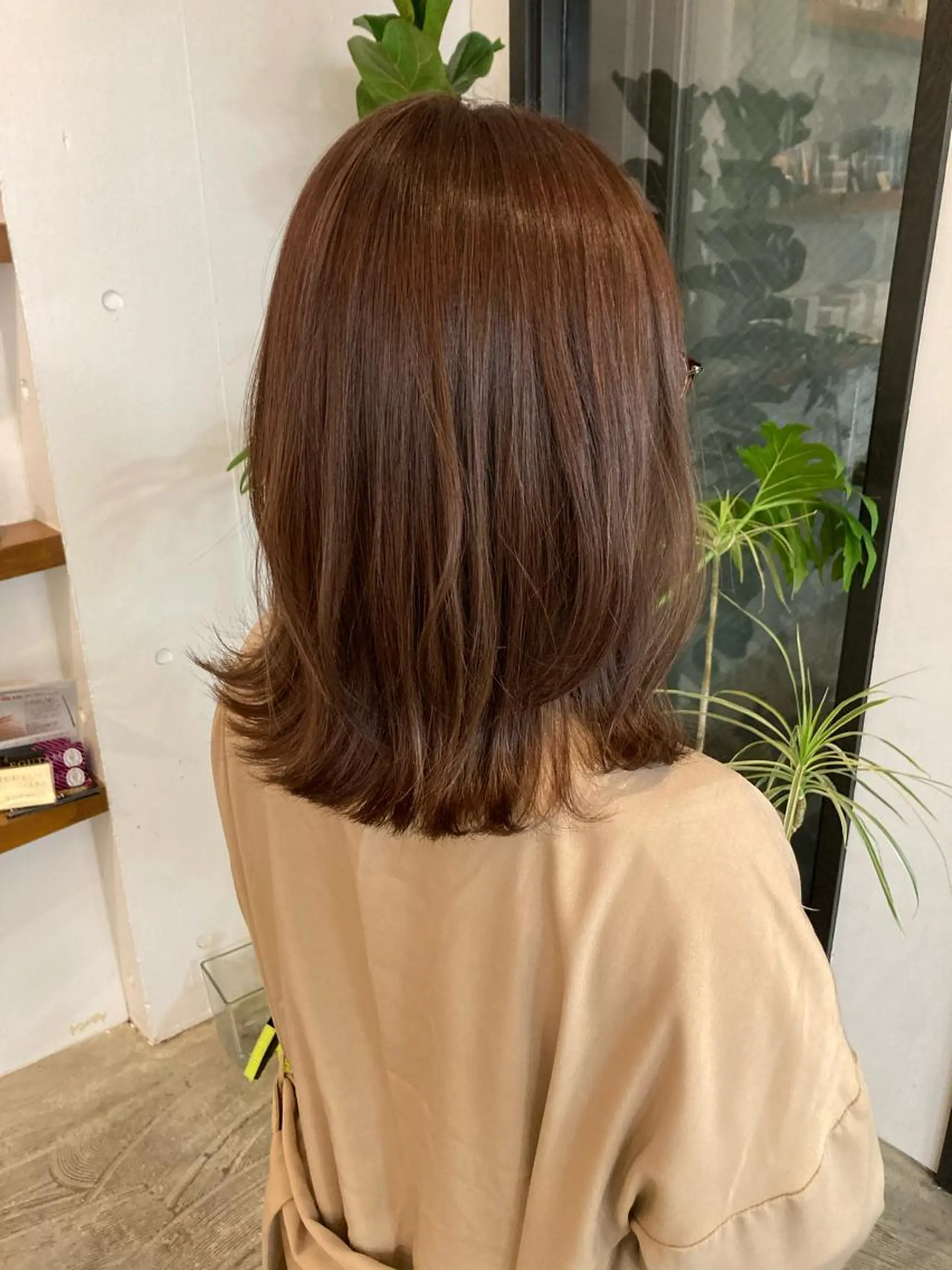 ミディアム カット ヘアカラー 【白髪ぼかし】 愛甲竜佑のヘアスタイル