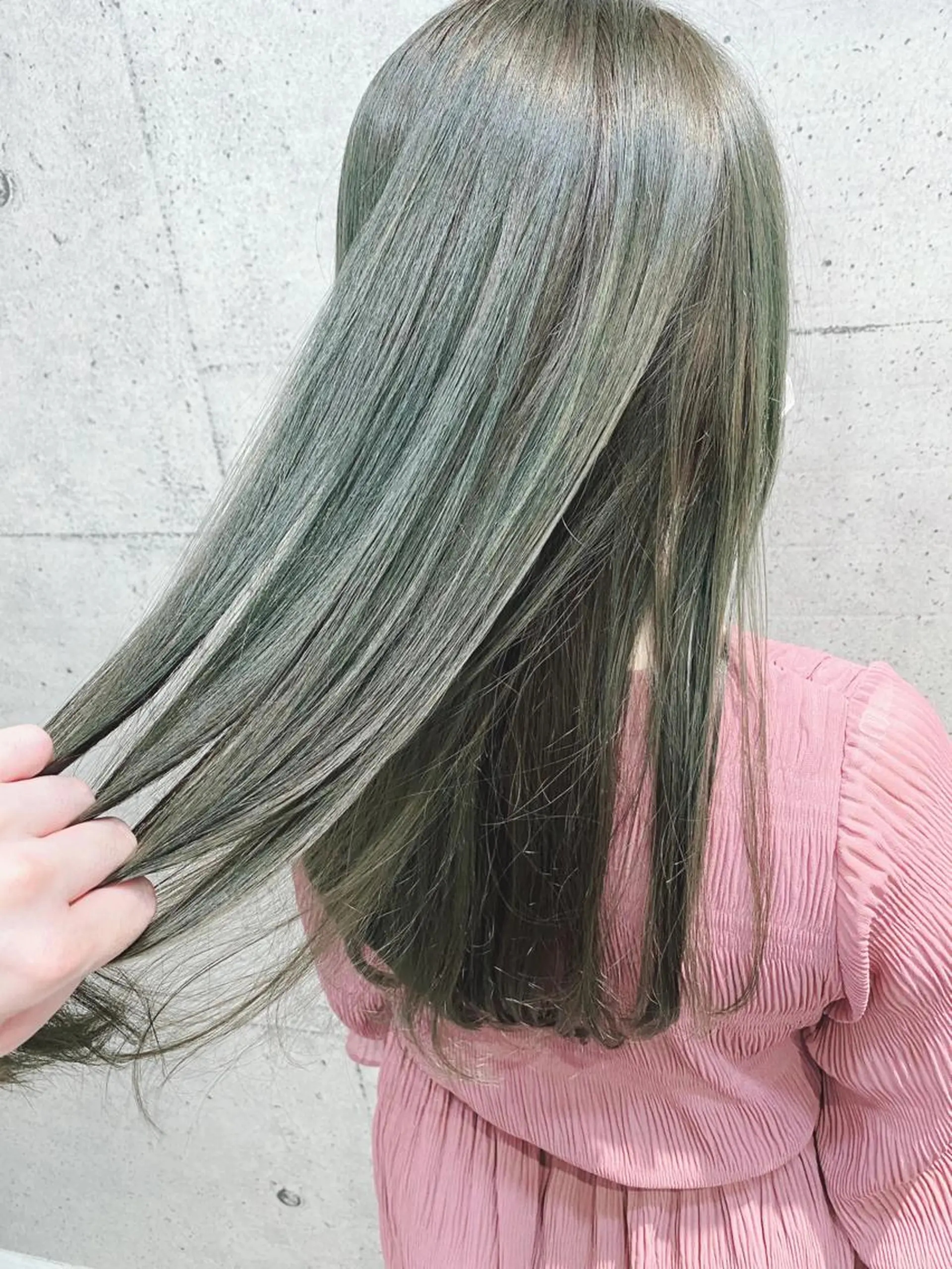 ロング カラー ヘアアレンジ カット ヘアカラー トリートメント Agu hair aimer所属・古林 紘のヘアスタイル