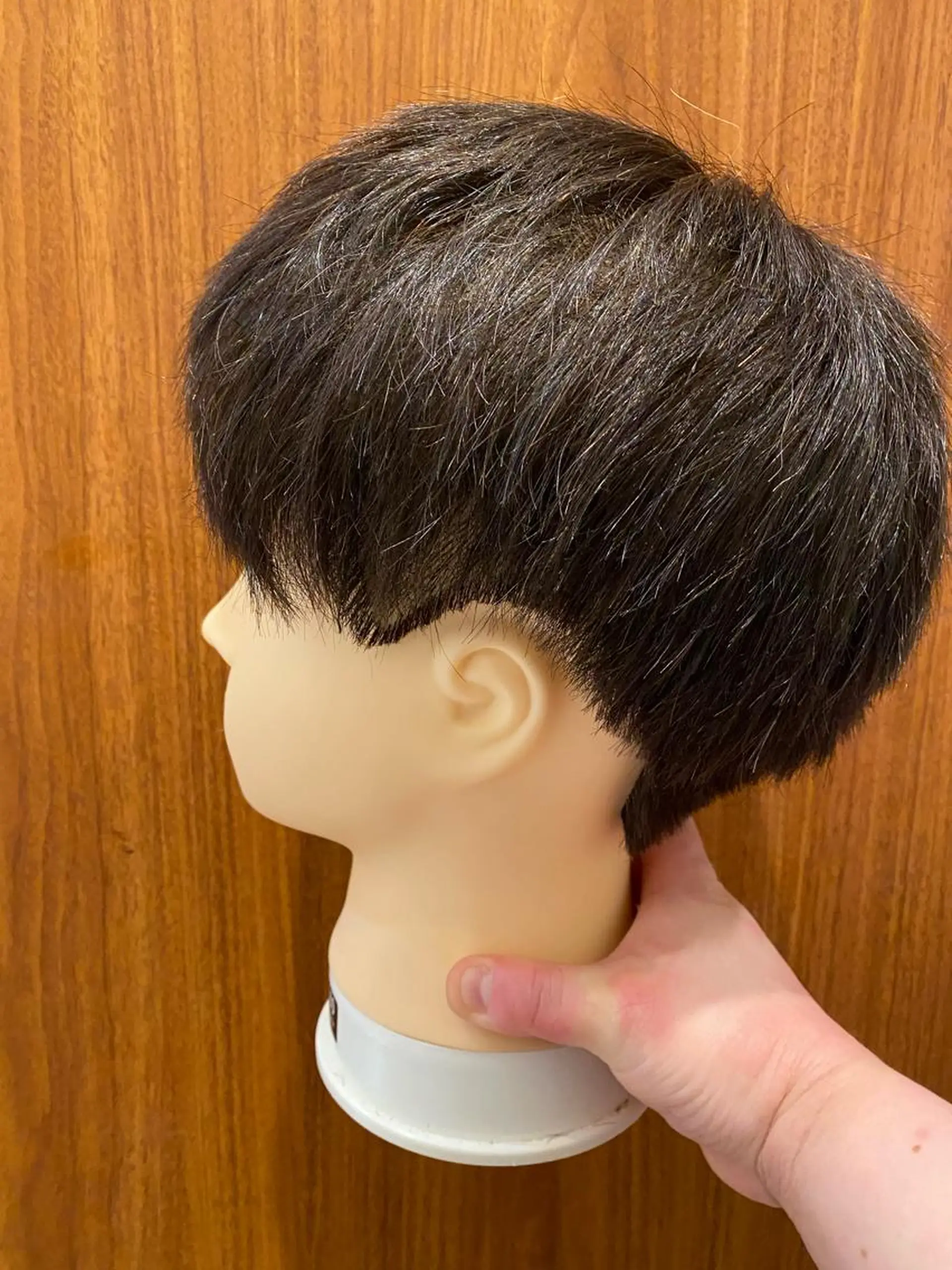 ショート あ いのヘアスタイル