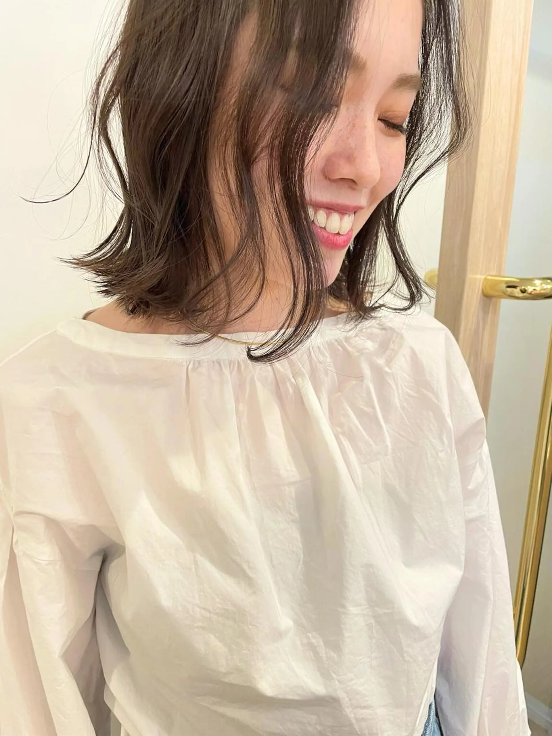 ミディアム カラー 佐藤 永夏のヘアスタイル