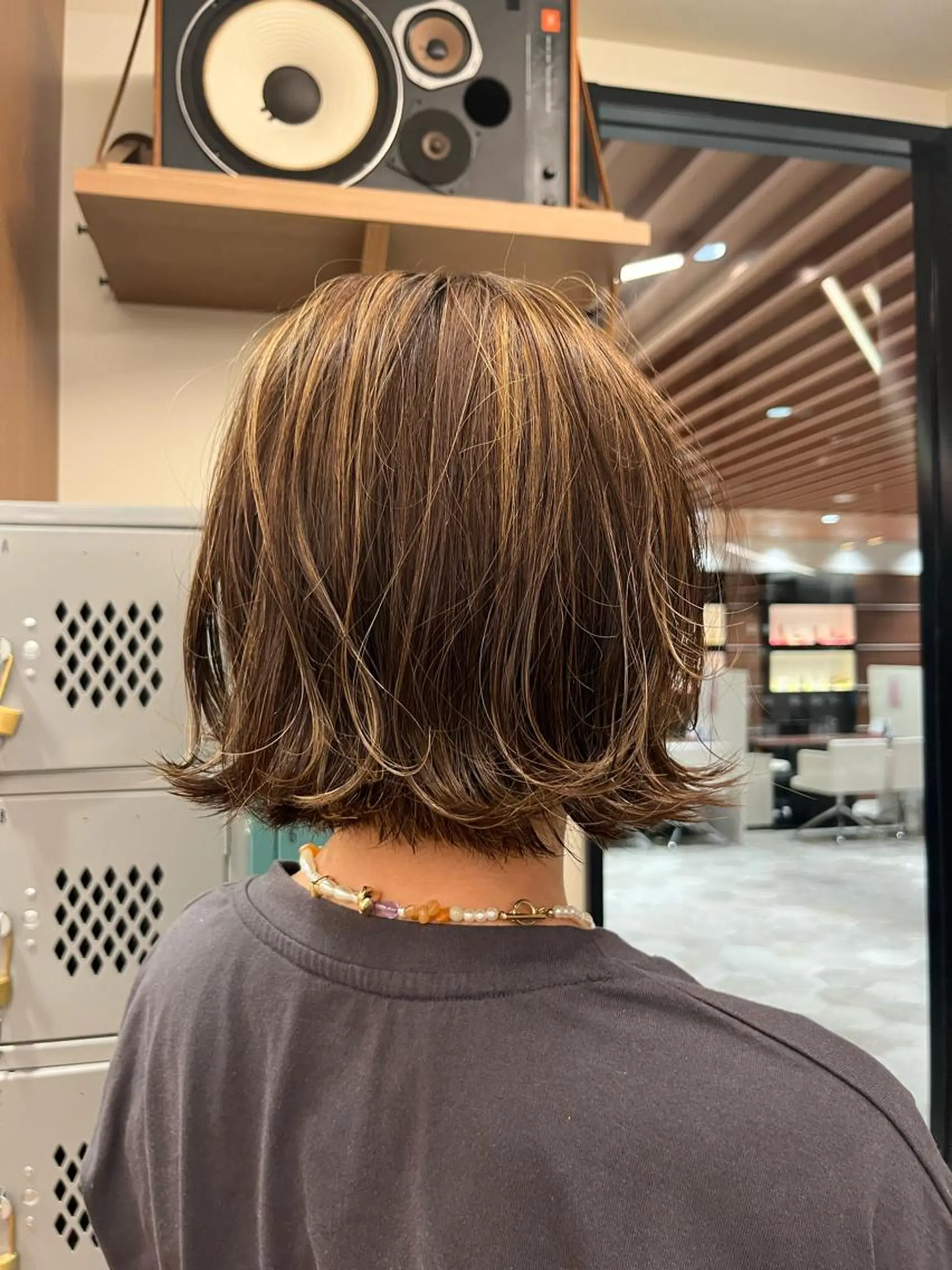 ミディアム ｼｮｰﾄｶｯﾄ 梅田 山下　すみれのヘアスタイル