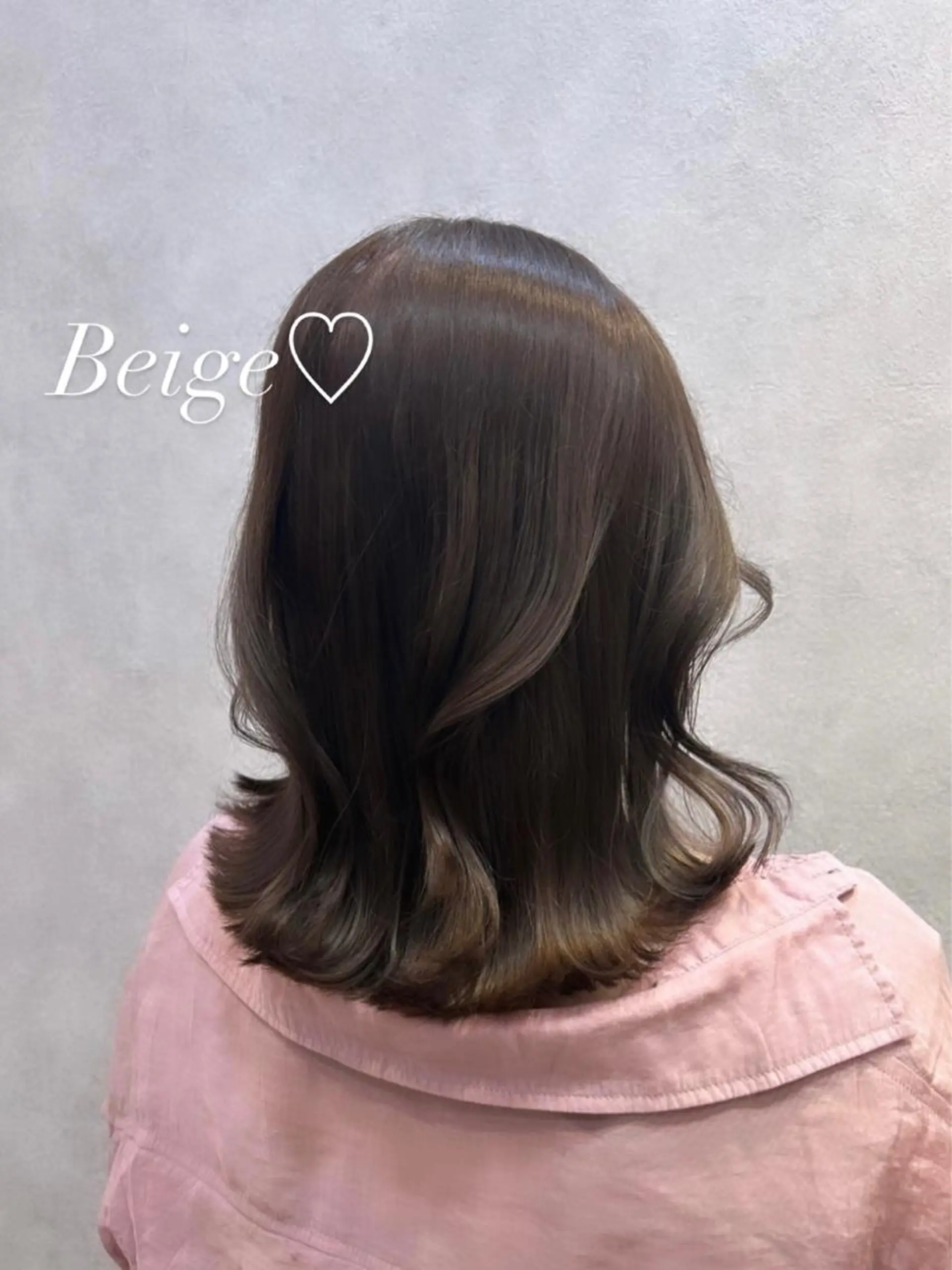 ミディアム カラー ヘアアレンジ ベージュカラー 透明感カラー ラベンダーカラー ラベンダーベージュ くびれヘア 🩷韓国ヘア/ミディ アム🩷Maikaのヘアスタイル