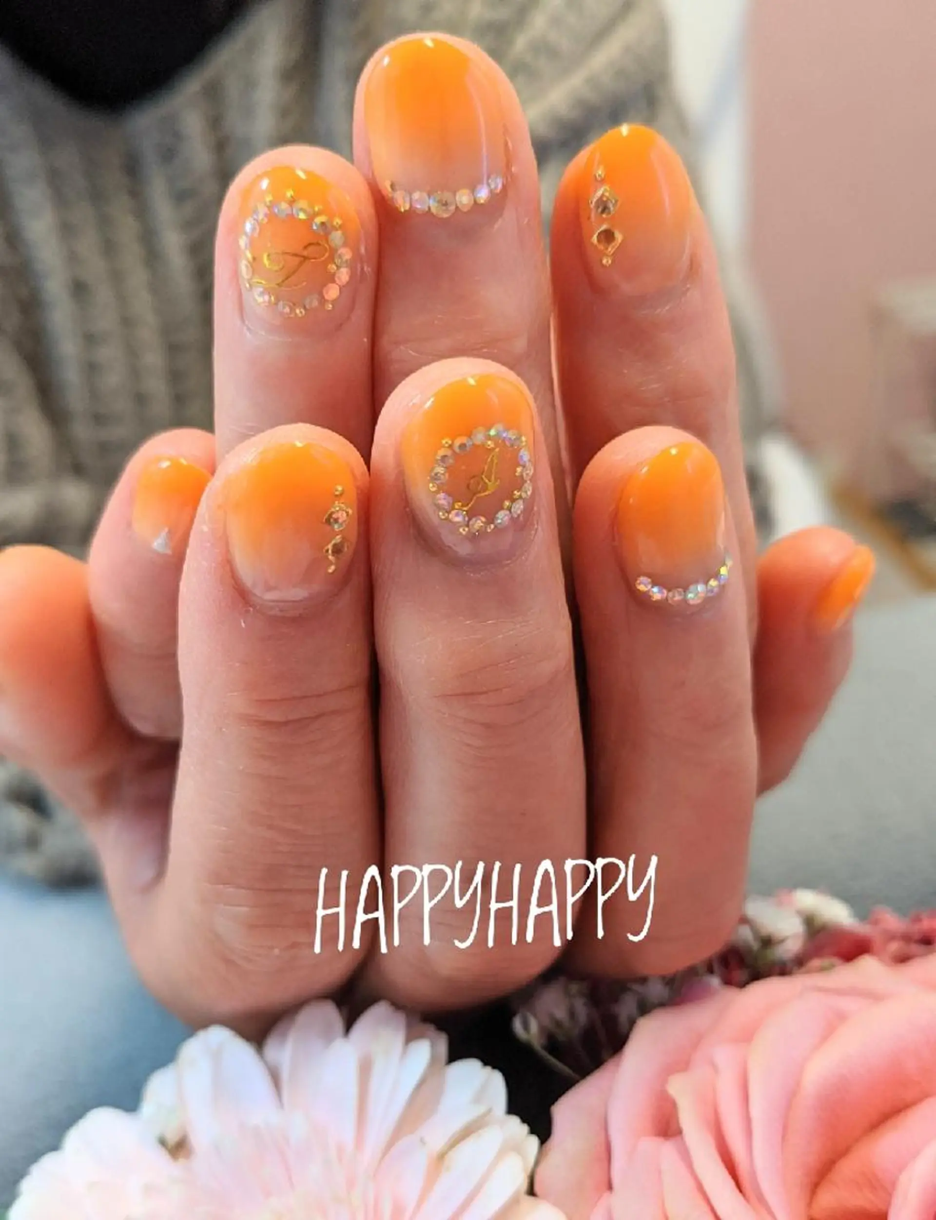 ネイル グラデーション HAPPY HAPPYのネイルデザイン