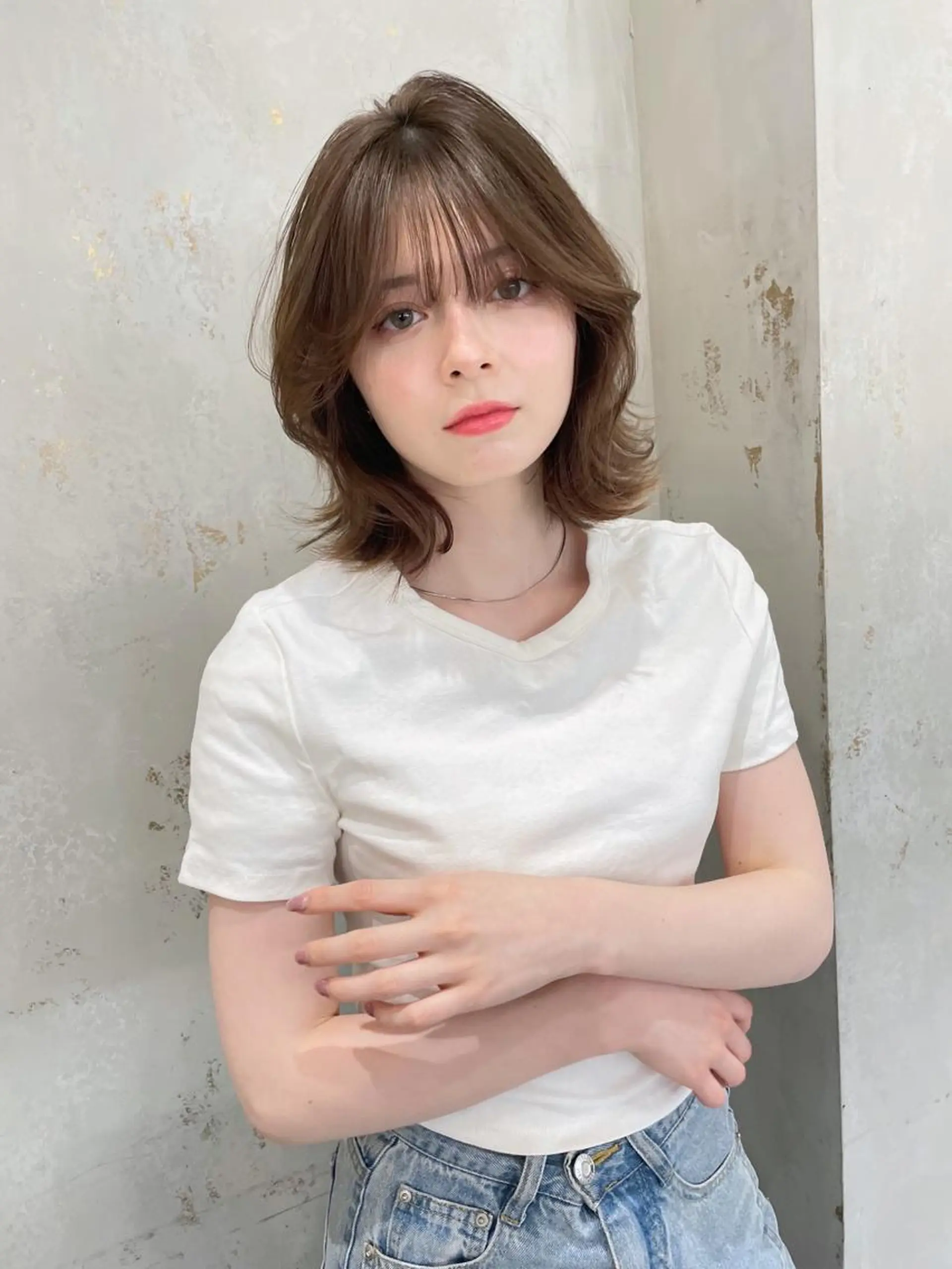 ミディアム カット ヘアカラー トリートメント 山本翔一郎 韓国顔周りレイヤーのヘアスタイル