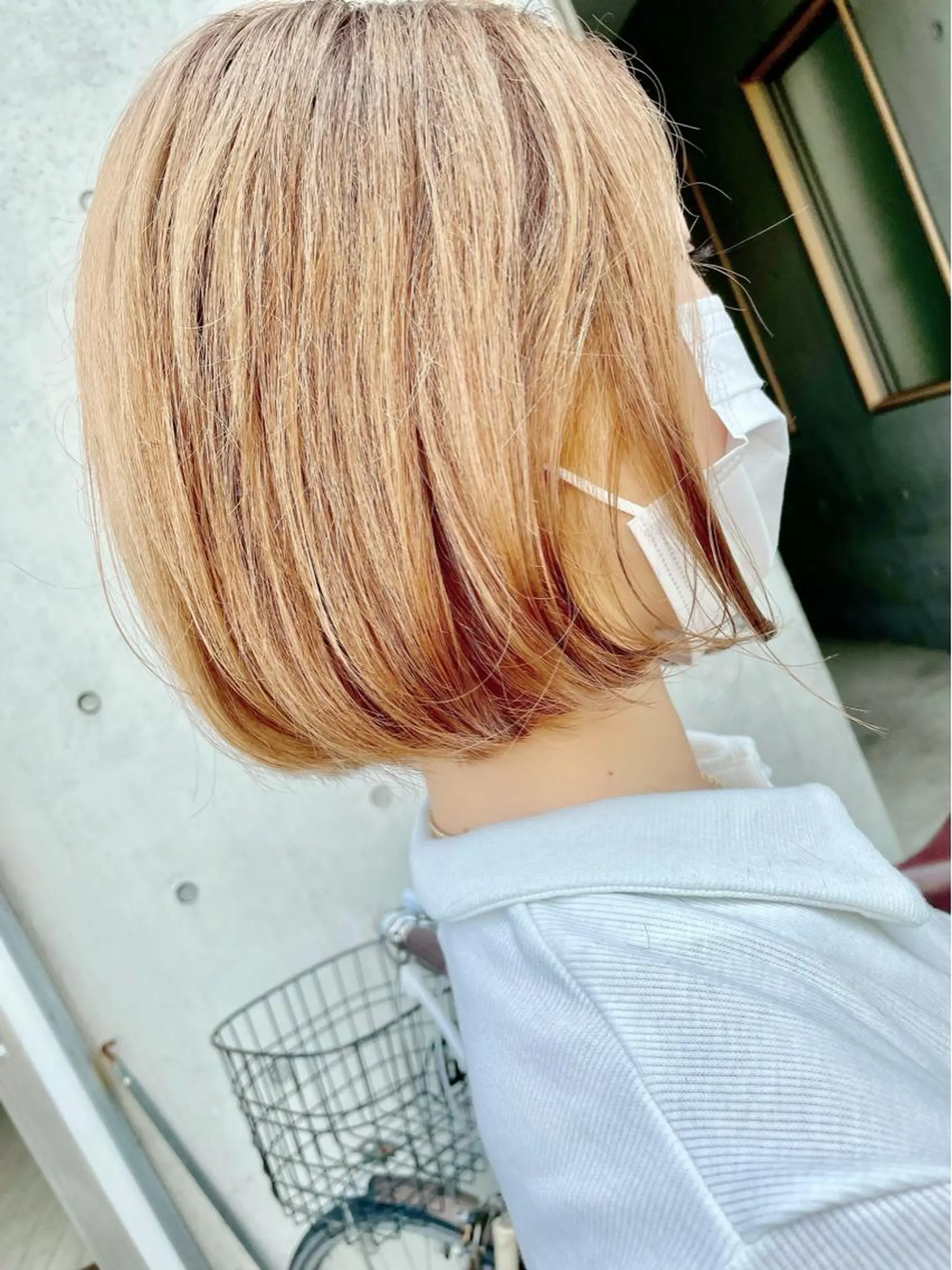 ショート カラー ベージュカラー ブリーチ ミルクティーベージュ ボブ one☆star所属・通い続けられるサロン ママ美容師　明日香のヘアスタイル