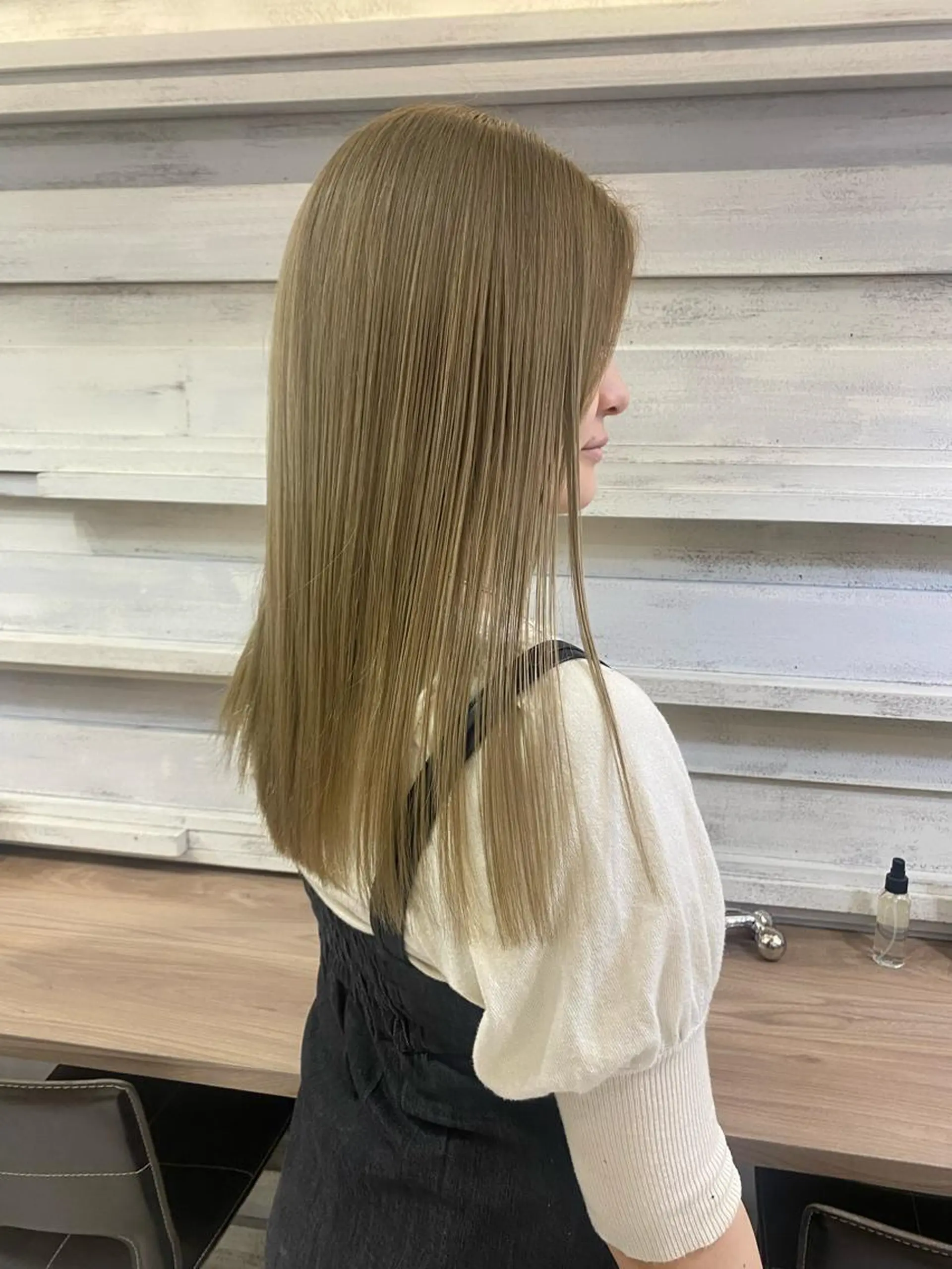 ロング 髪質改善AUSTIN登戸所属・野村 一花 / 暖色 カラー / Wカラーのヘアスタイル